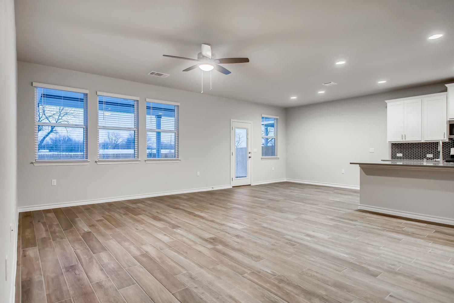 11920 Saddle Rock DR