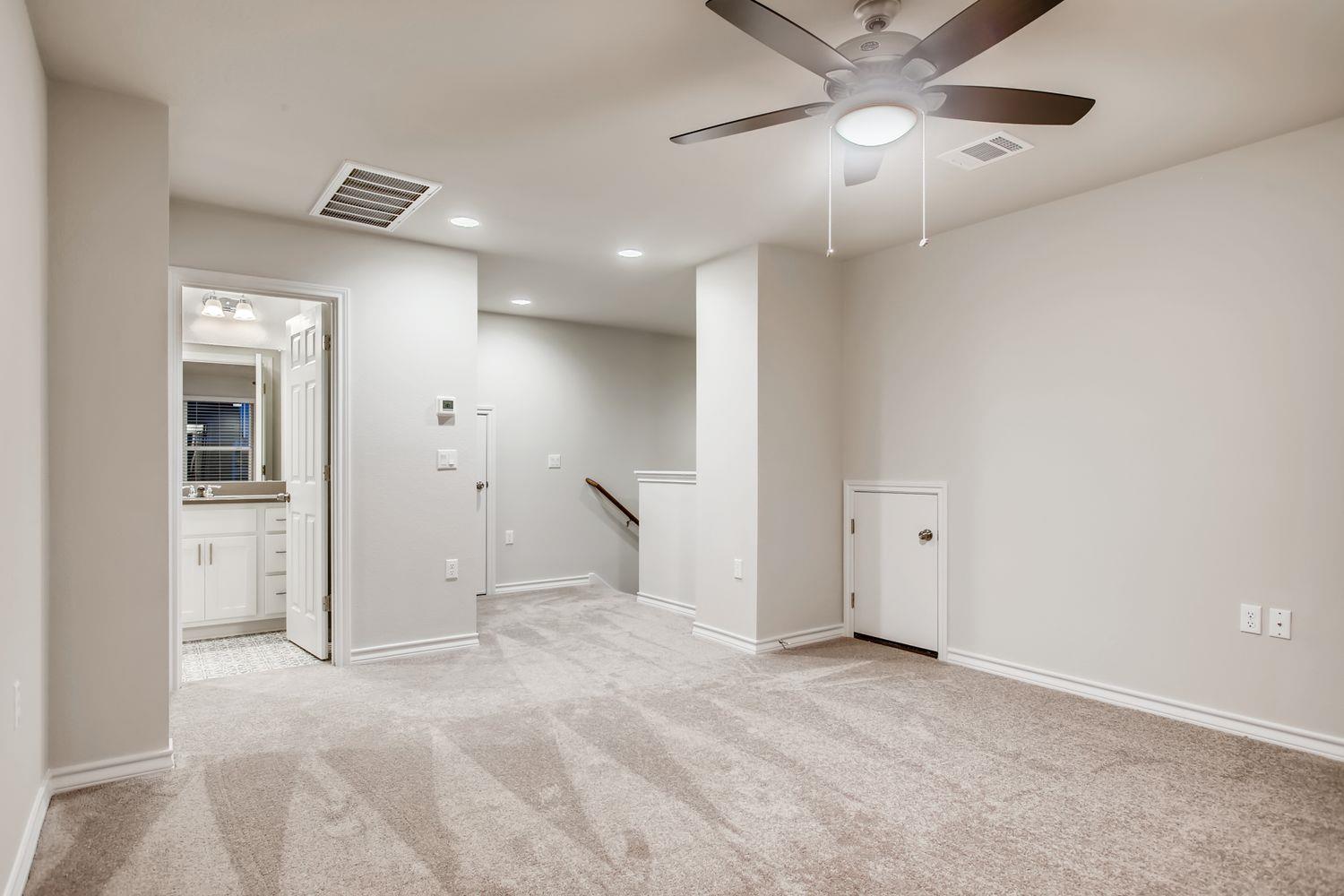 11920 Saddle Rock DR