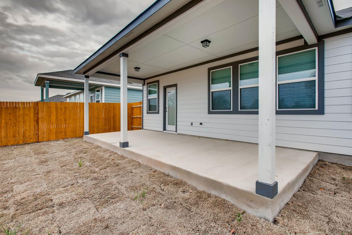 11920 Saddle Rock DR