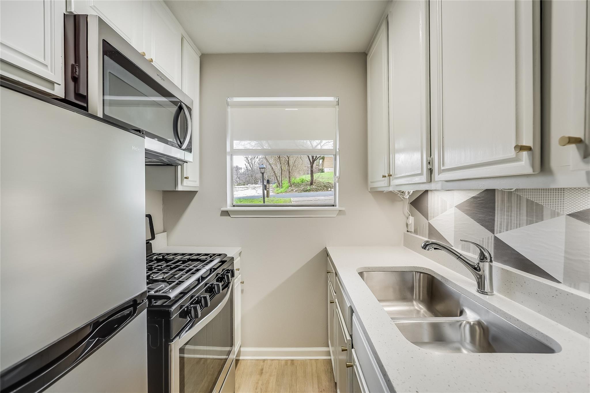 1612 Elmhurst DR # B