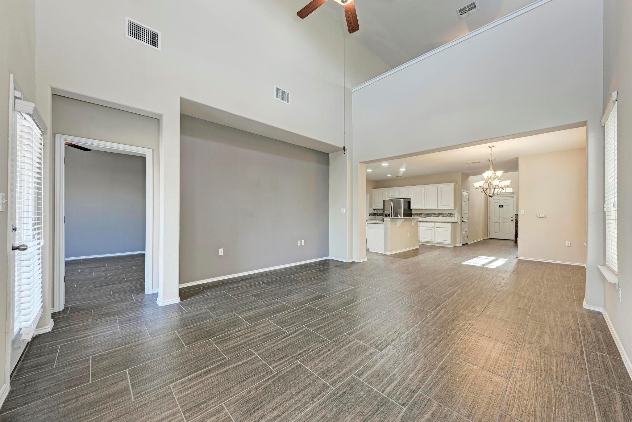 5320 Ingersoll LN