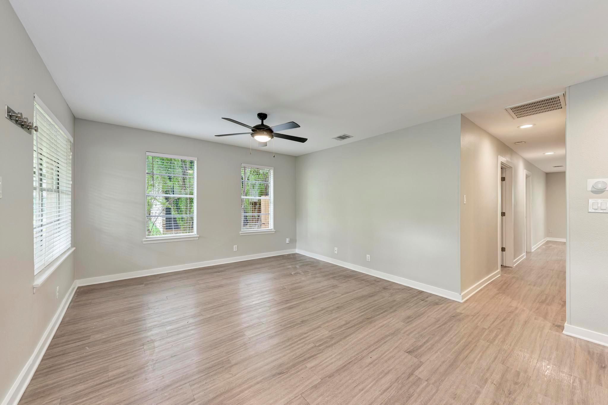 1612 Elmhurst DR # A