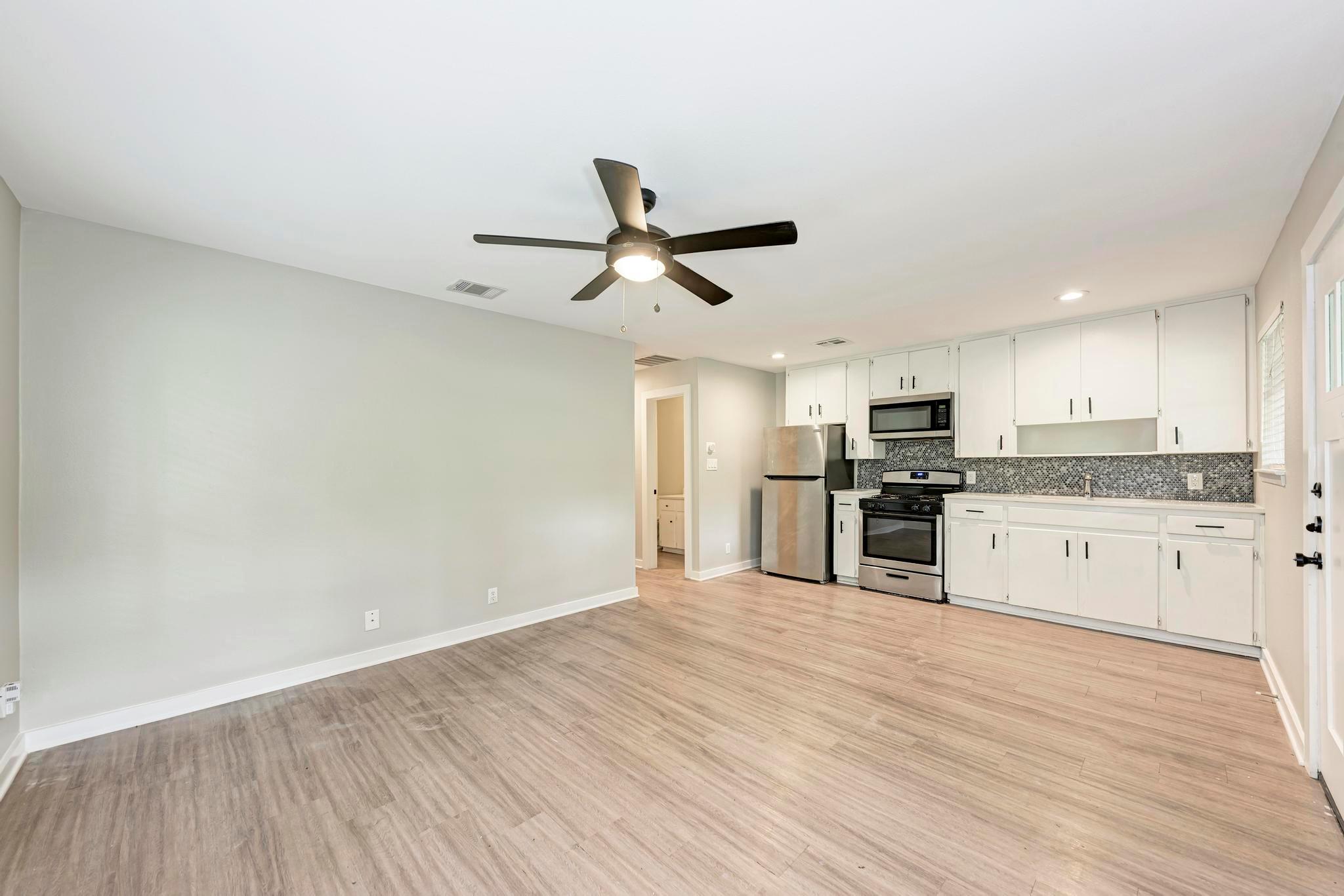 1612 Elmhurst DR # A