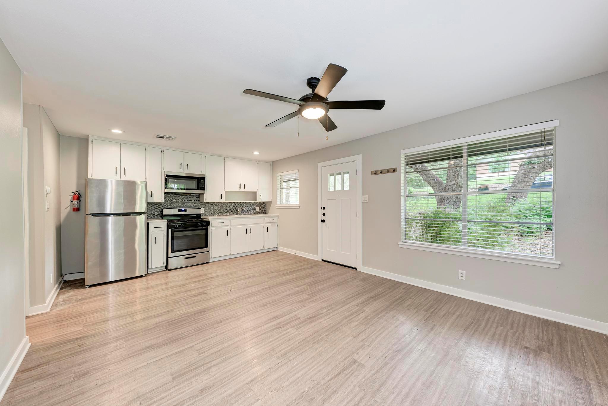 1612 Elmhurst DR # A