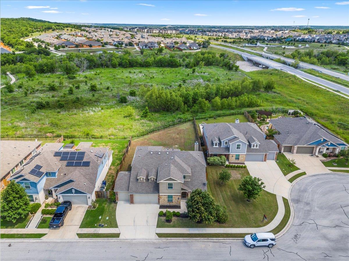 7207 Auburn Blaze LN