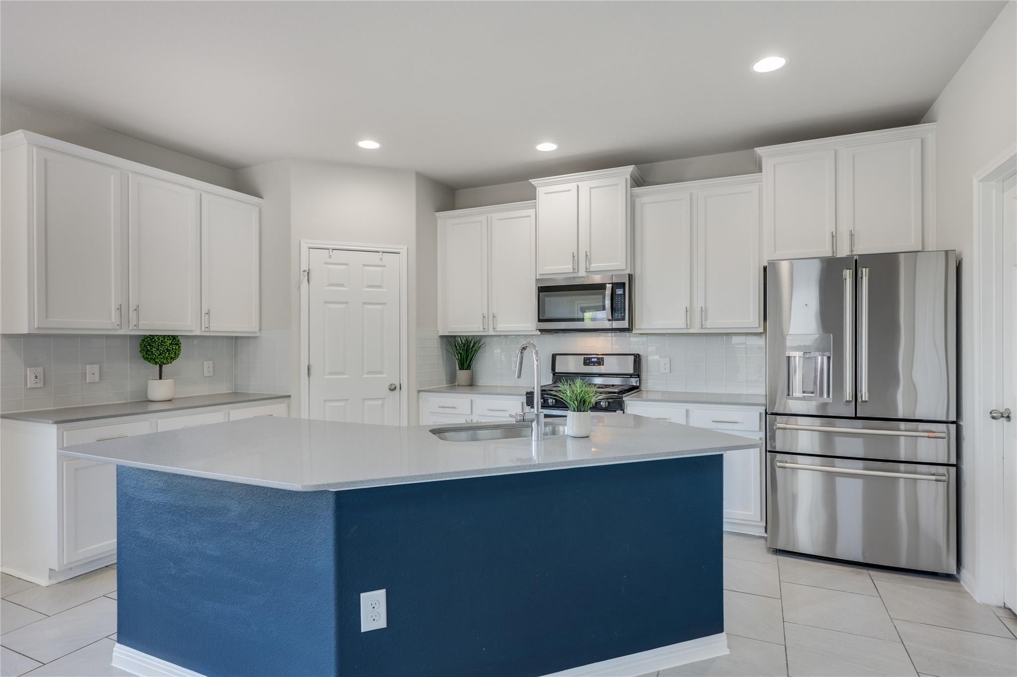913 Boatswain WAY # 195