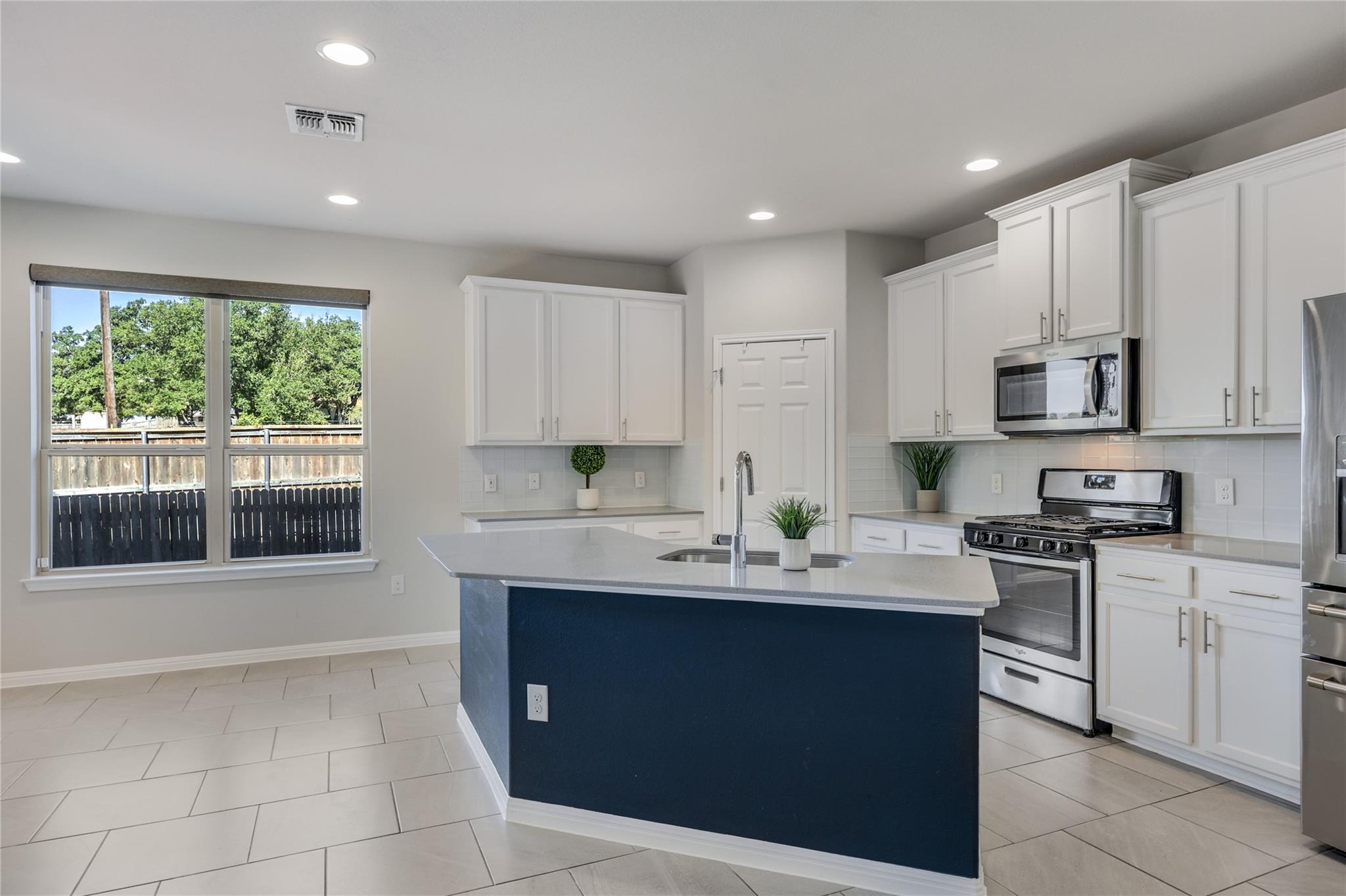 913 Boatswain WAY # 195