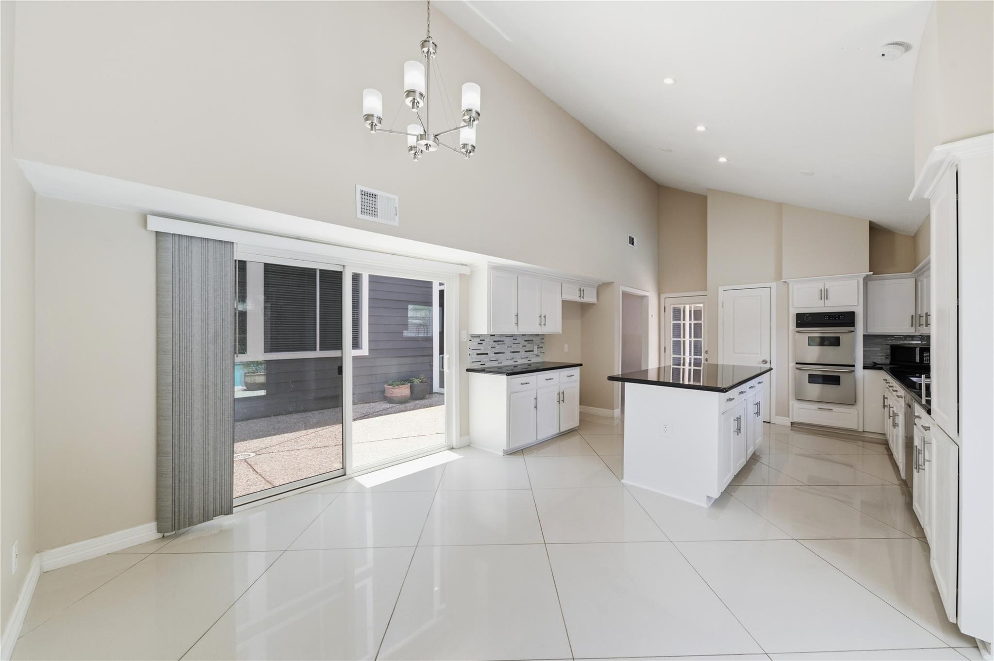 703 Queensmill Court