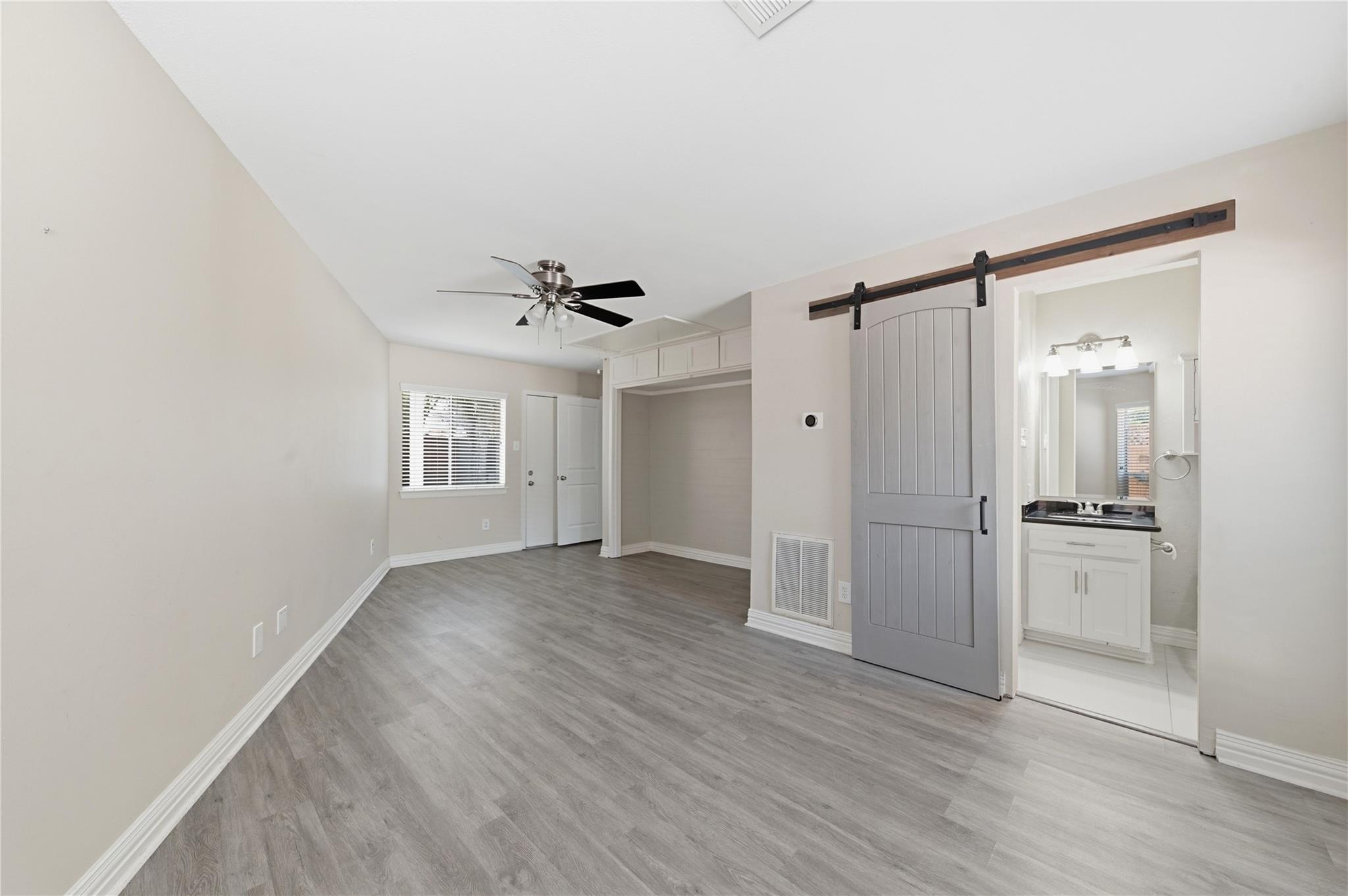 703 Queensmill Court