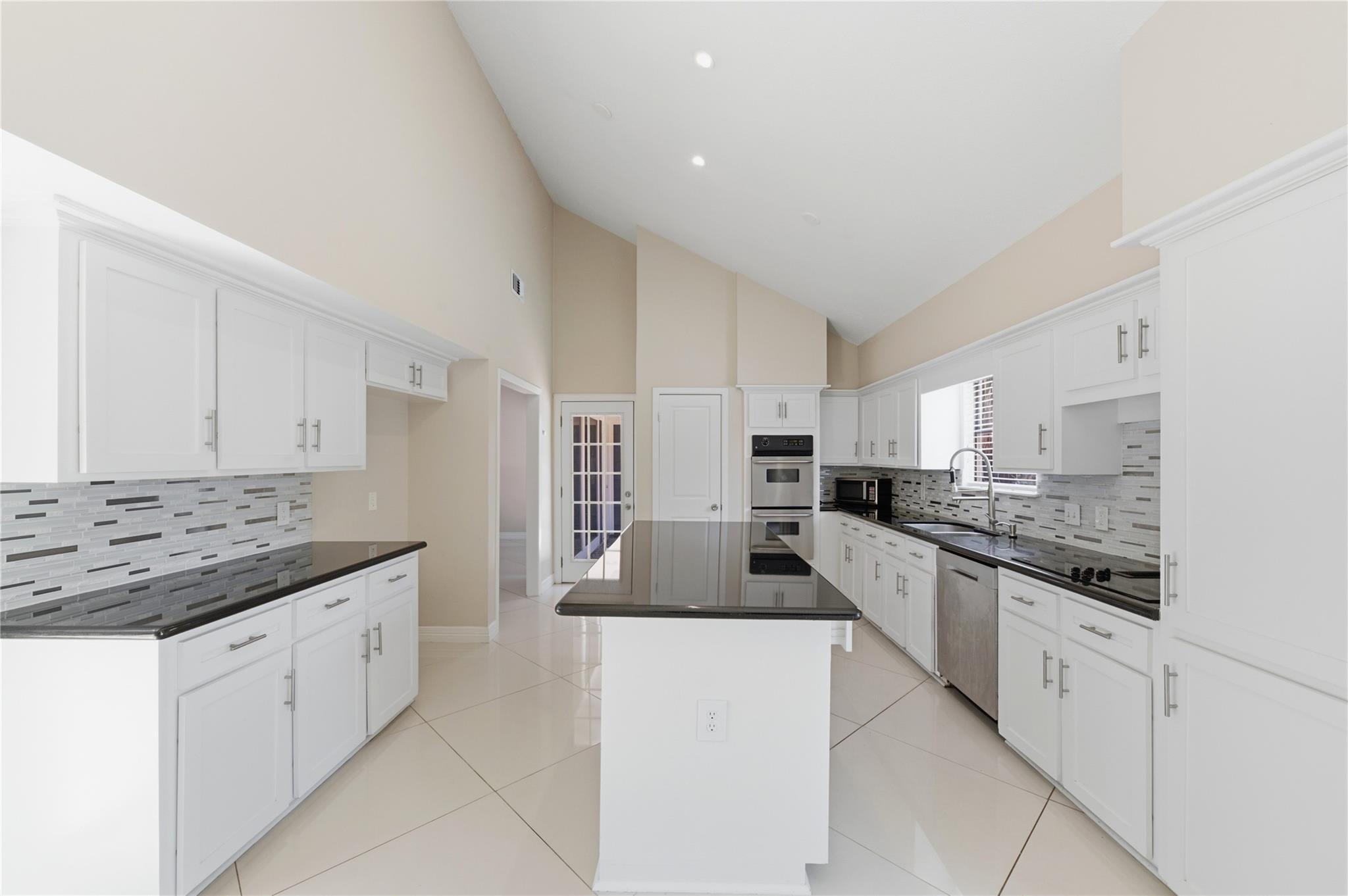 703 Queensmill Court