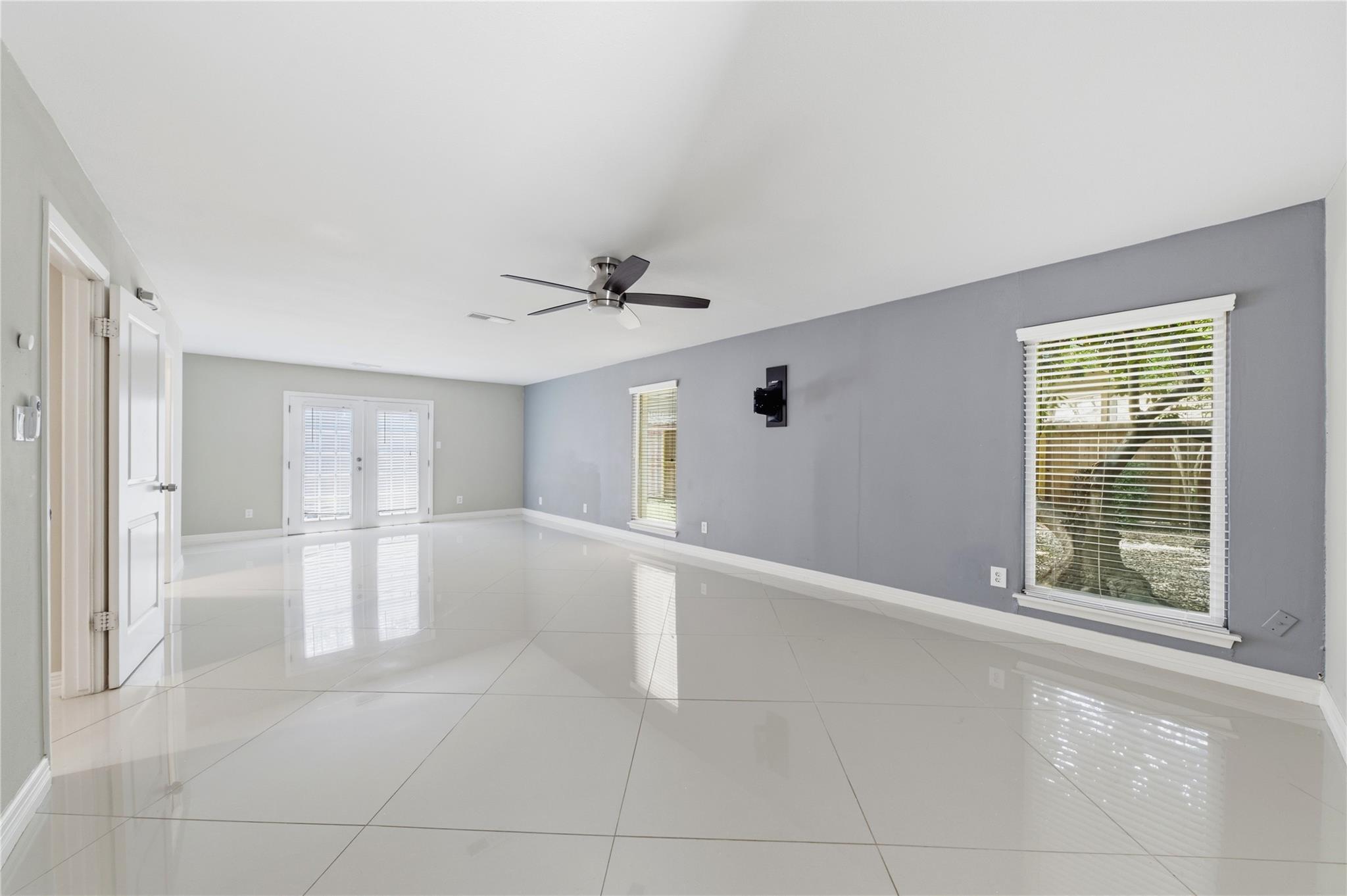 703 Queensmill Court