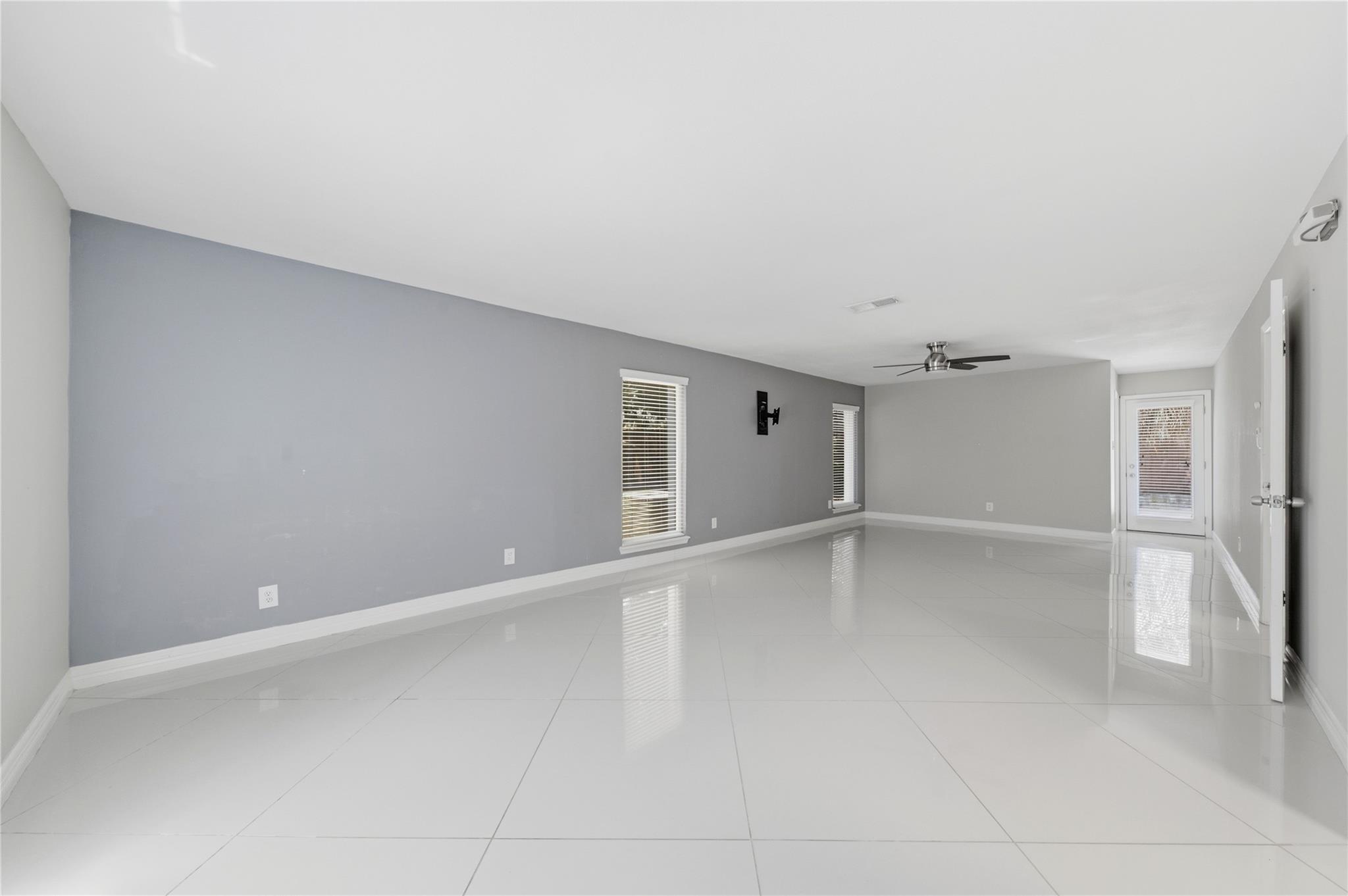 703 Queensmill Court