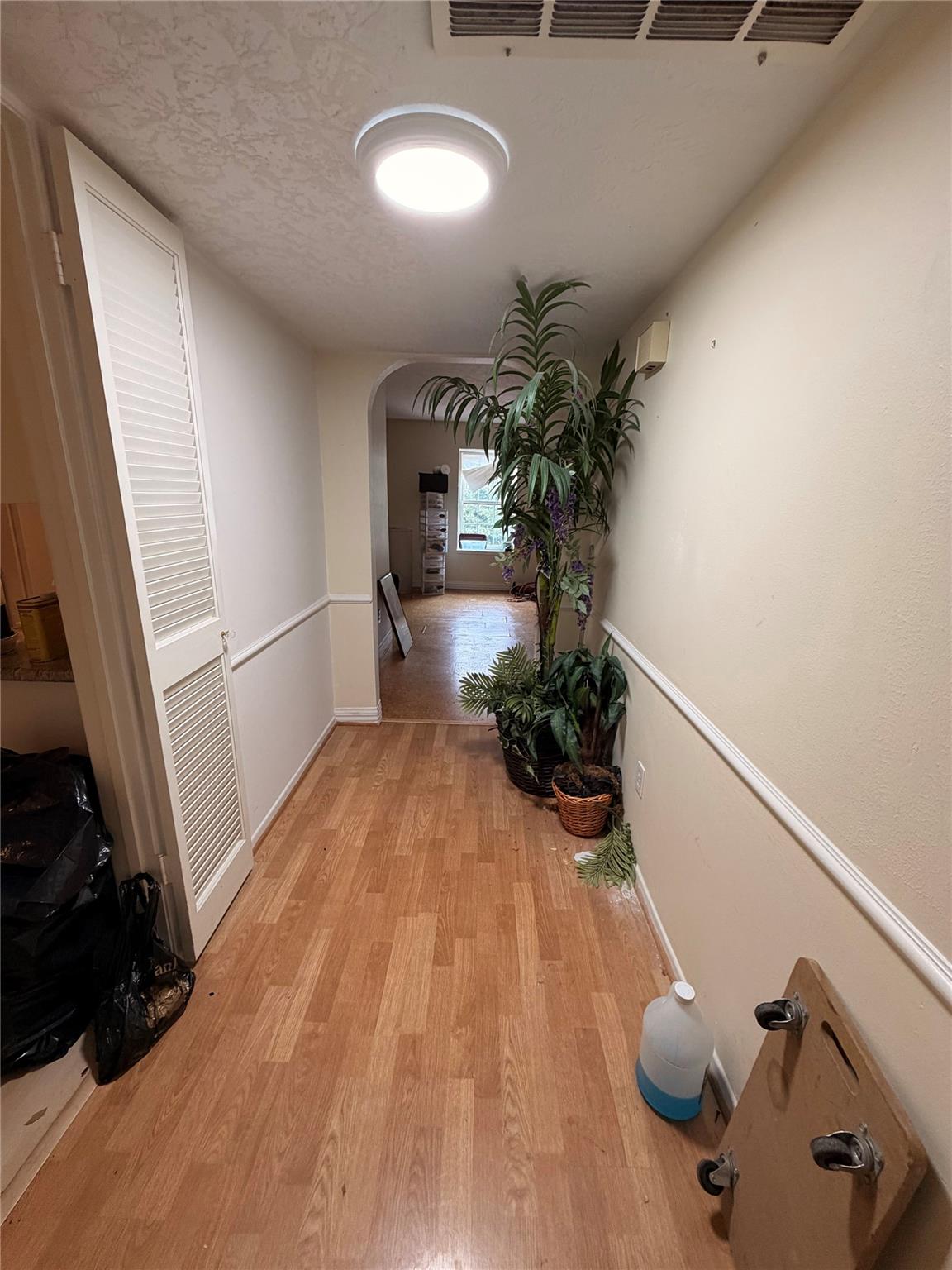 359 N Post Oak Lane # 318