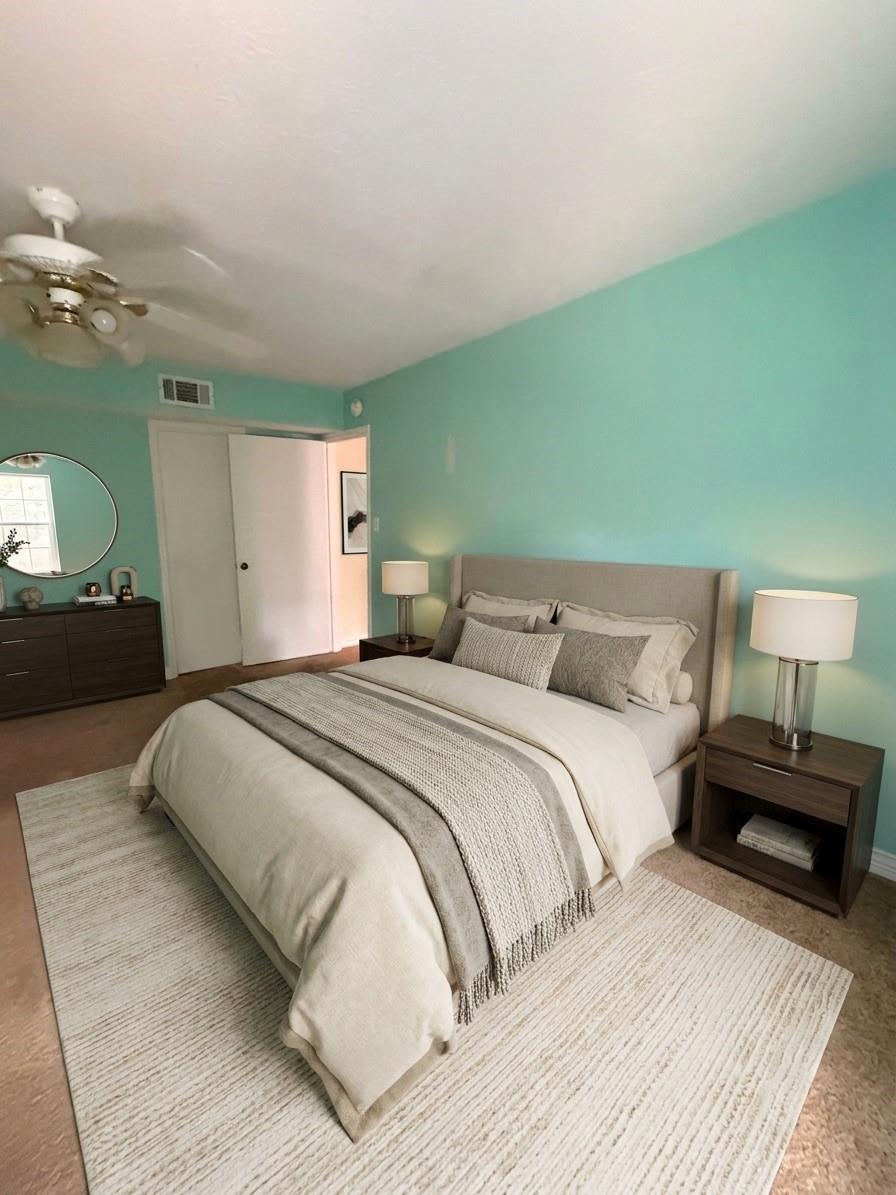 359 N Post Oak Lane # 318