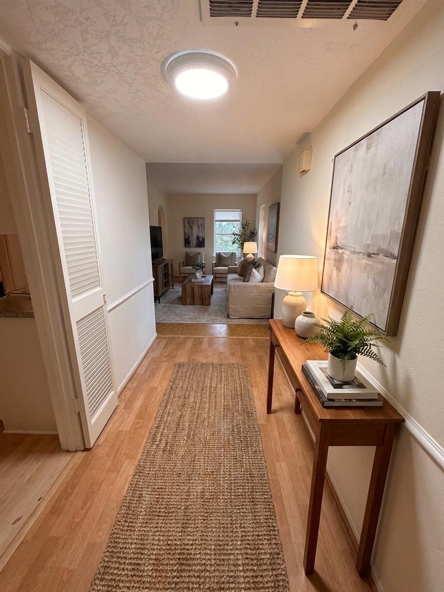 359 N Post Oak Lane # 318