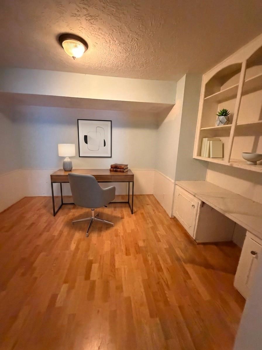 359 N Post Oak Lane # 318