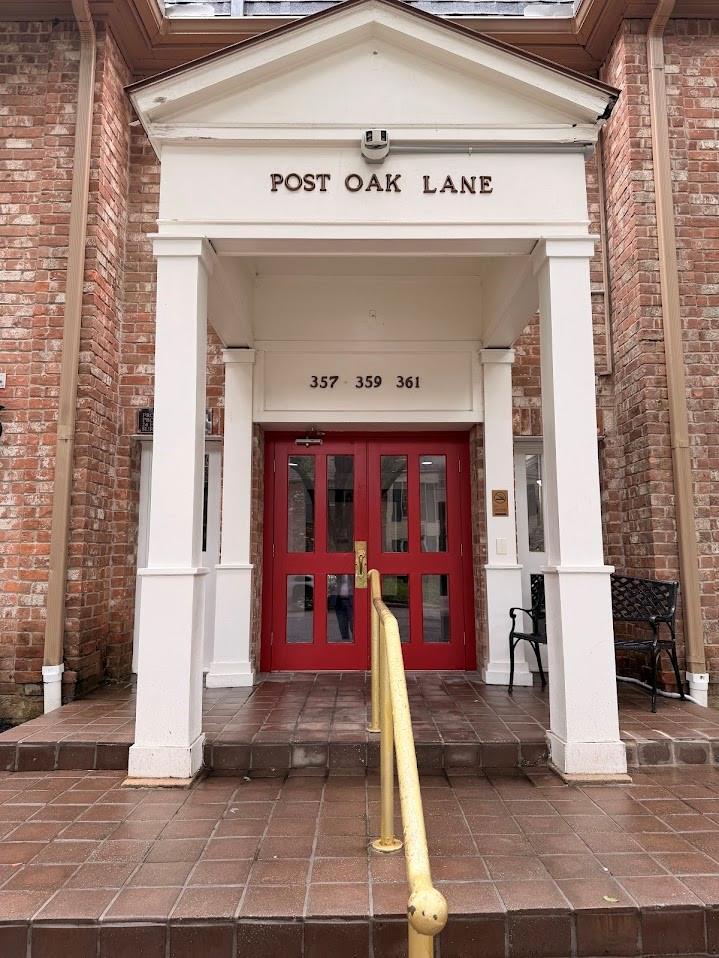 359 N Post Oak Lane # 318