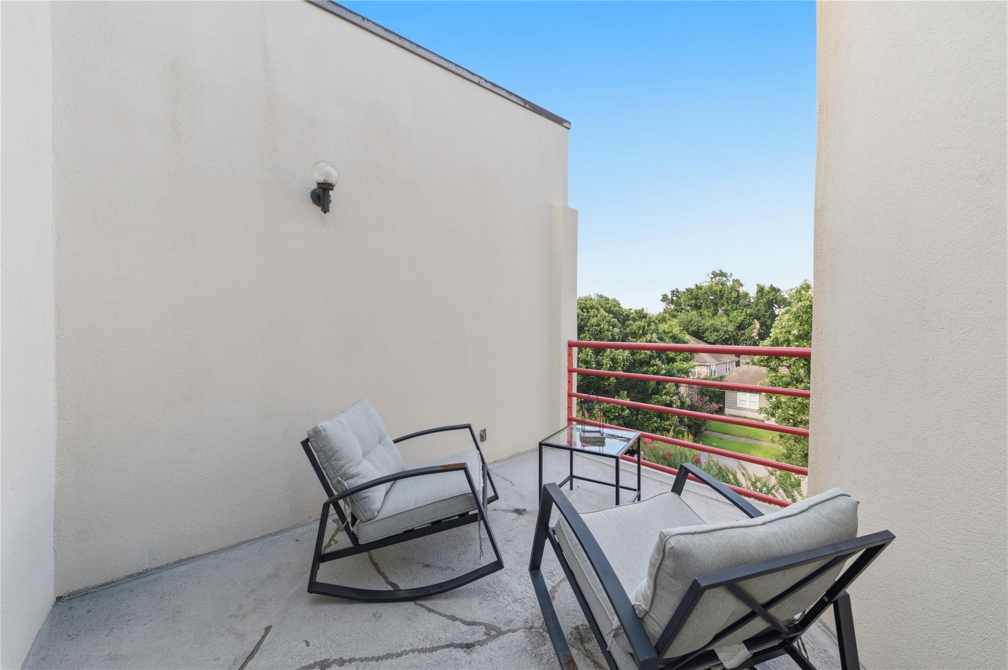 2100 Huldy Street # 4