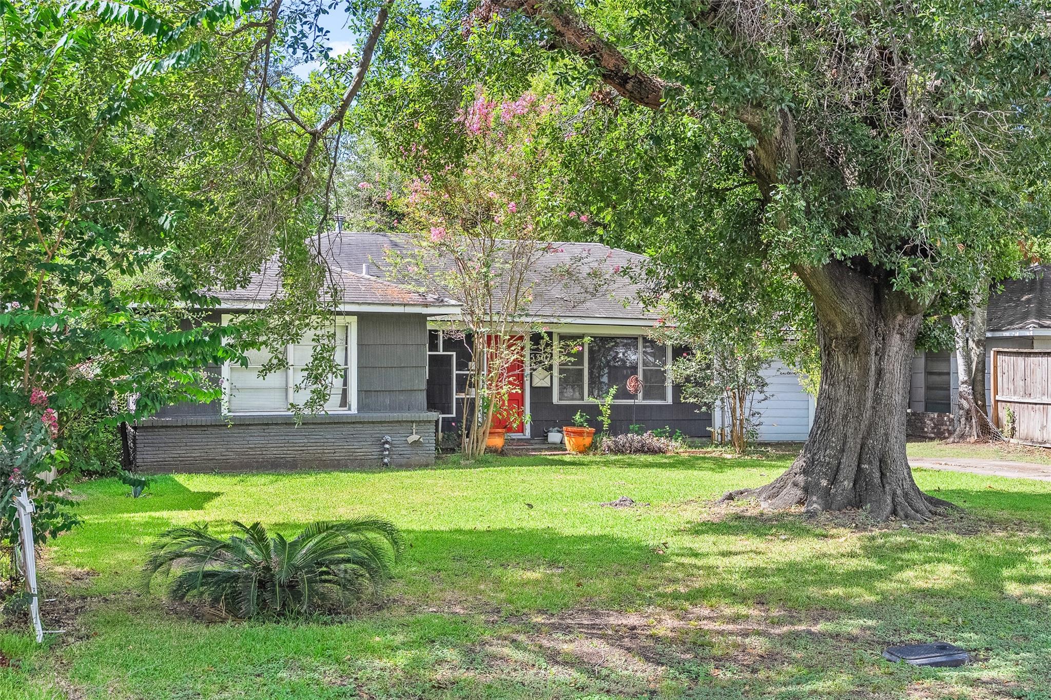 5307/9/11/13 Palmetto Street