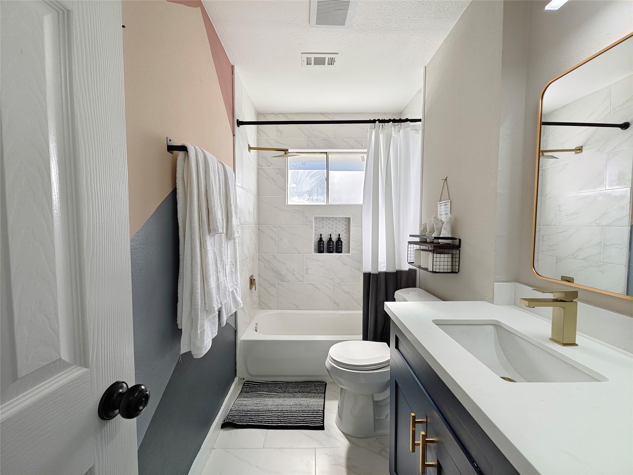 11810 Sagedowne Lane, Houston