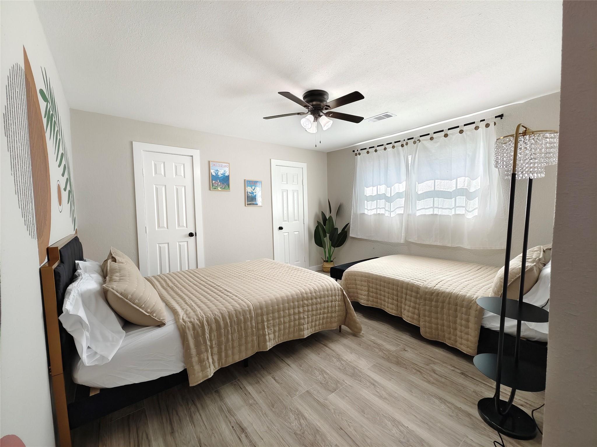 11810 Sagedowne Lane, Houston