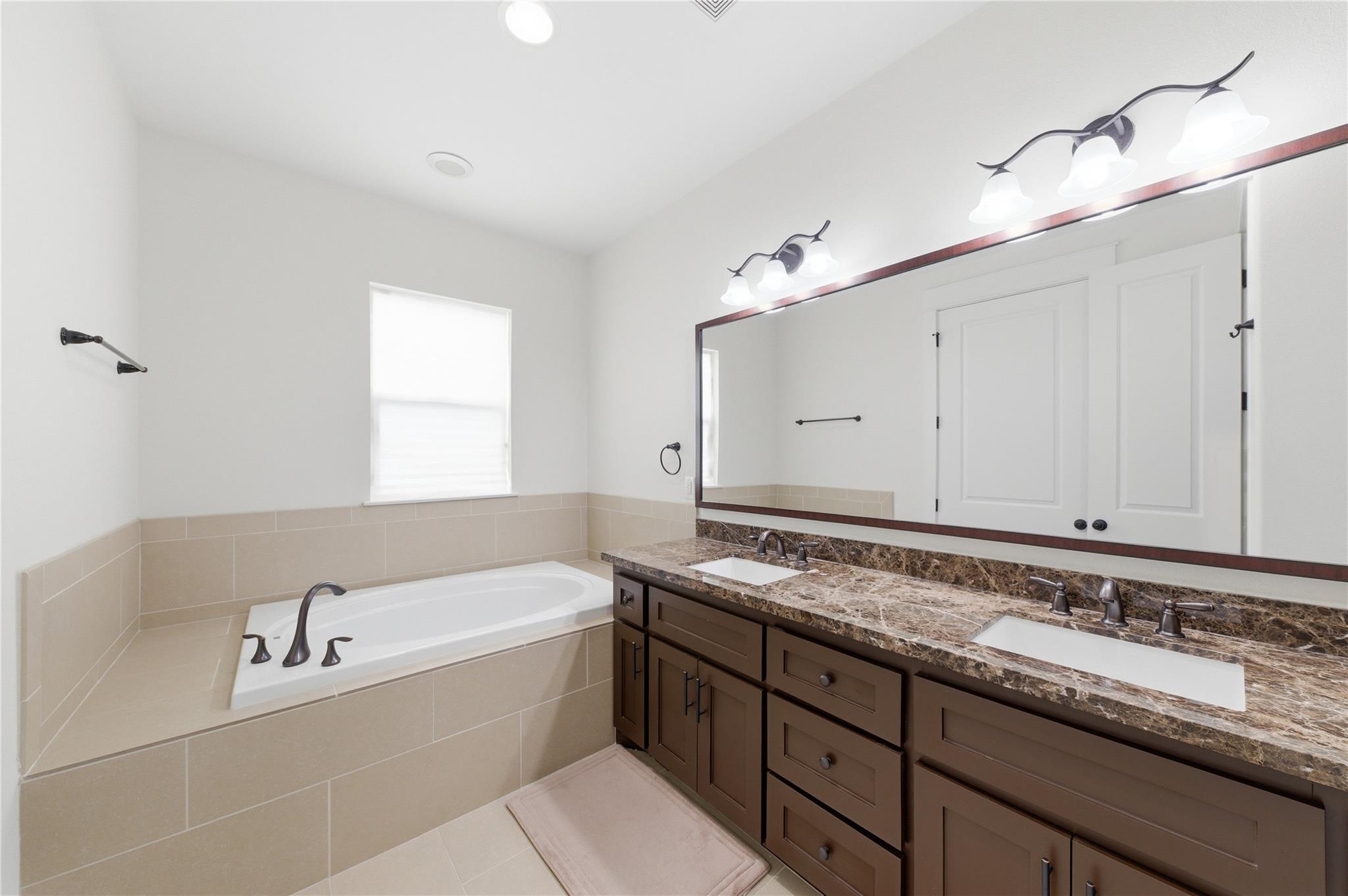1425 W 23rd Street # B