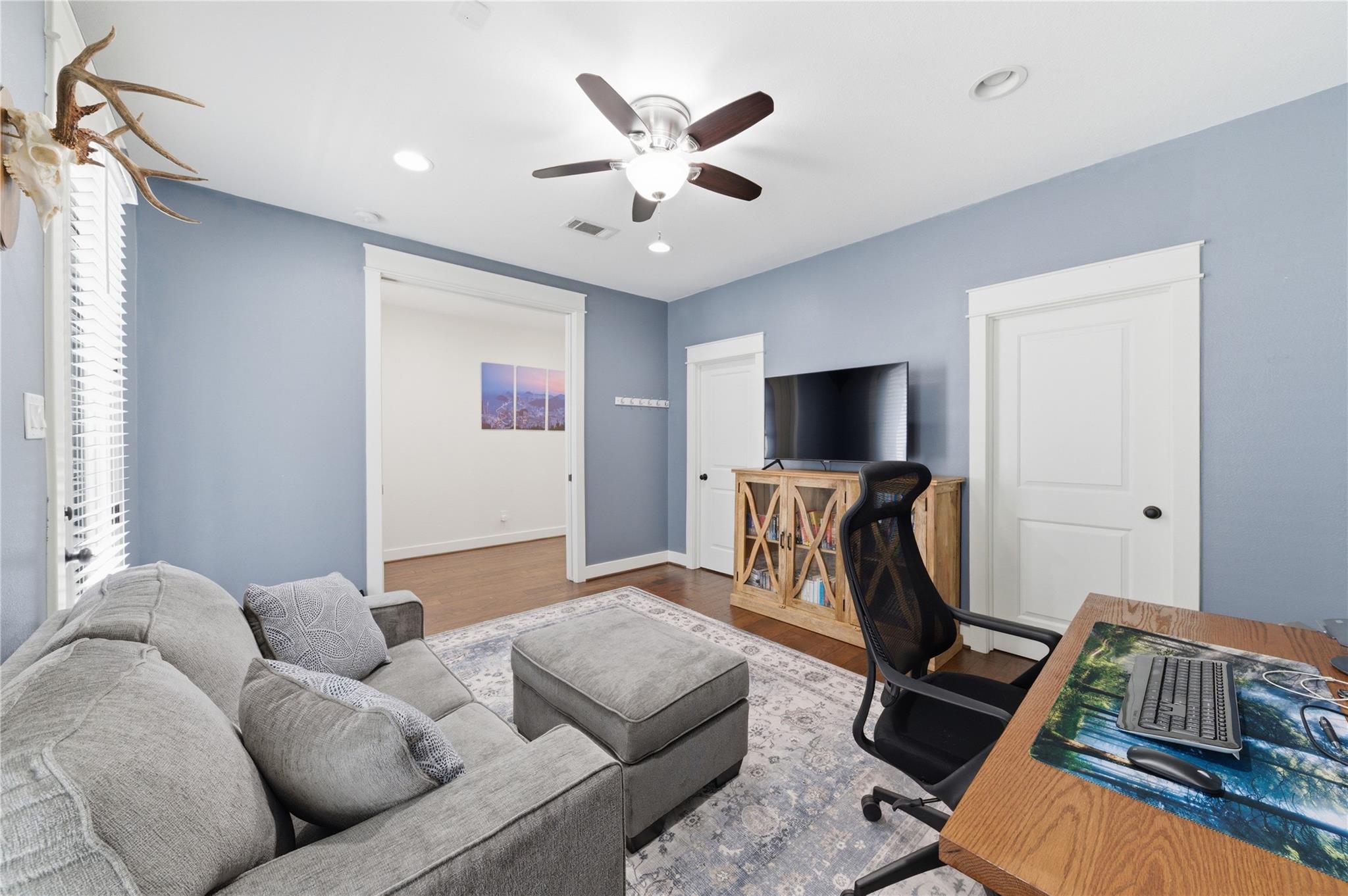 1425 W 23rd Street # B
