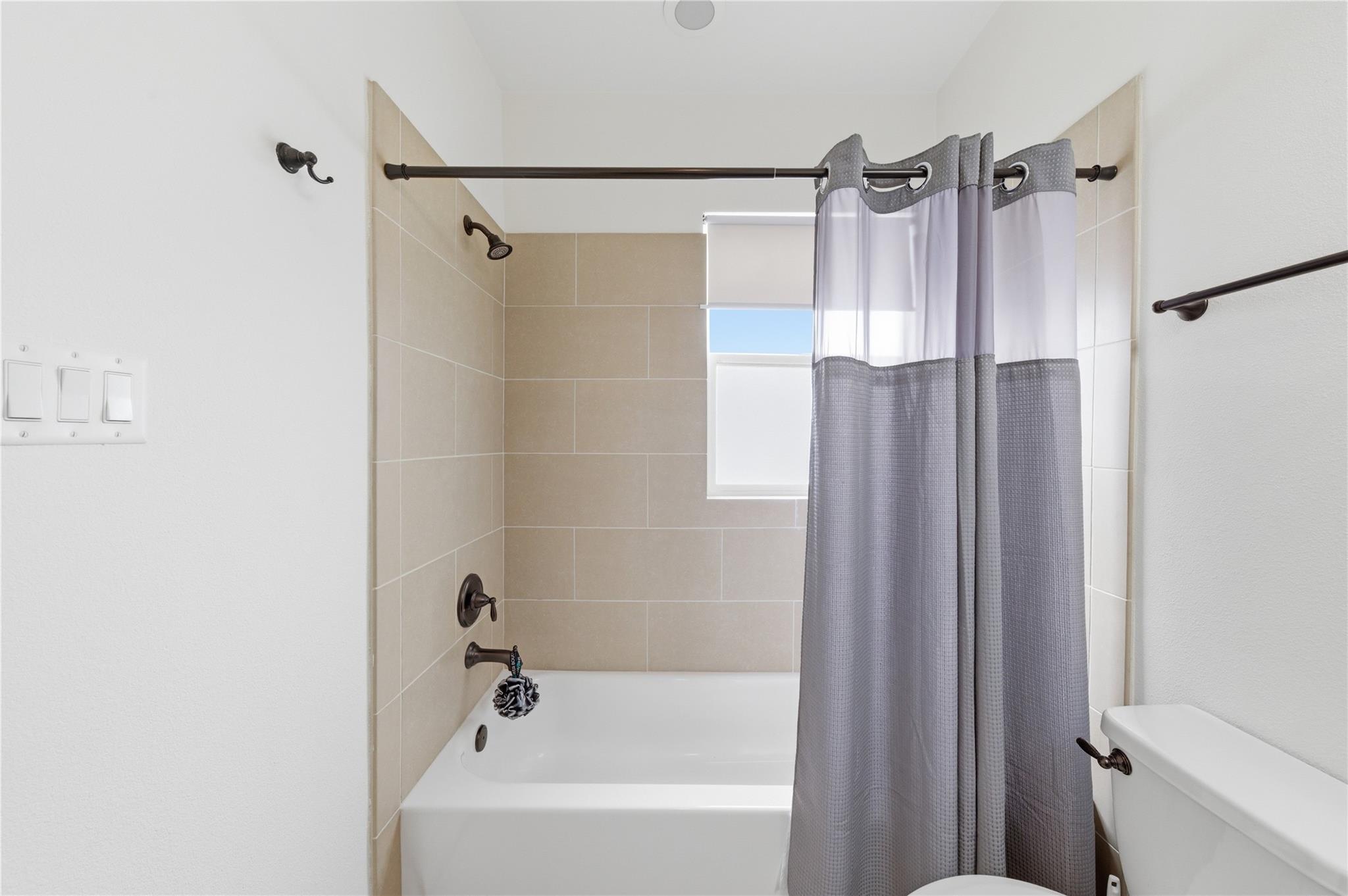 1425 W 23rd Street # B