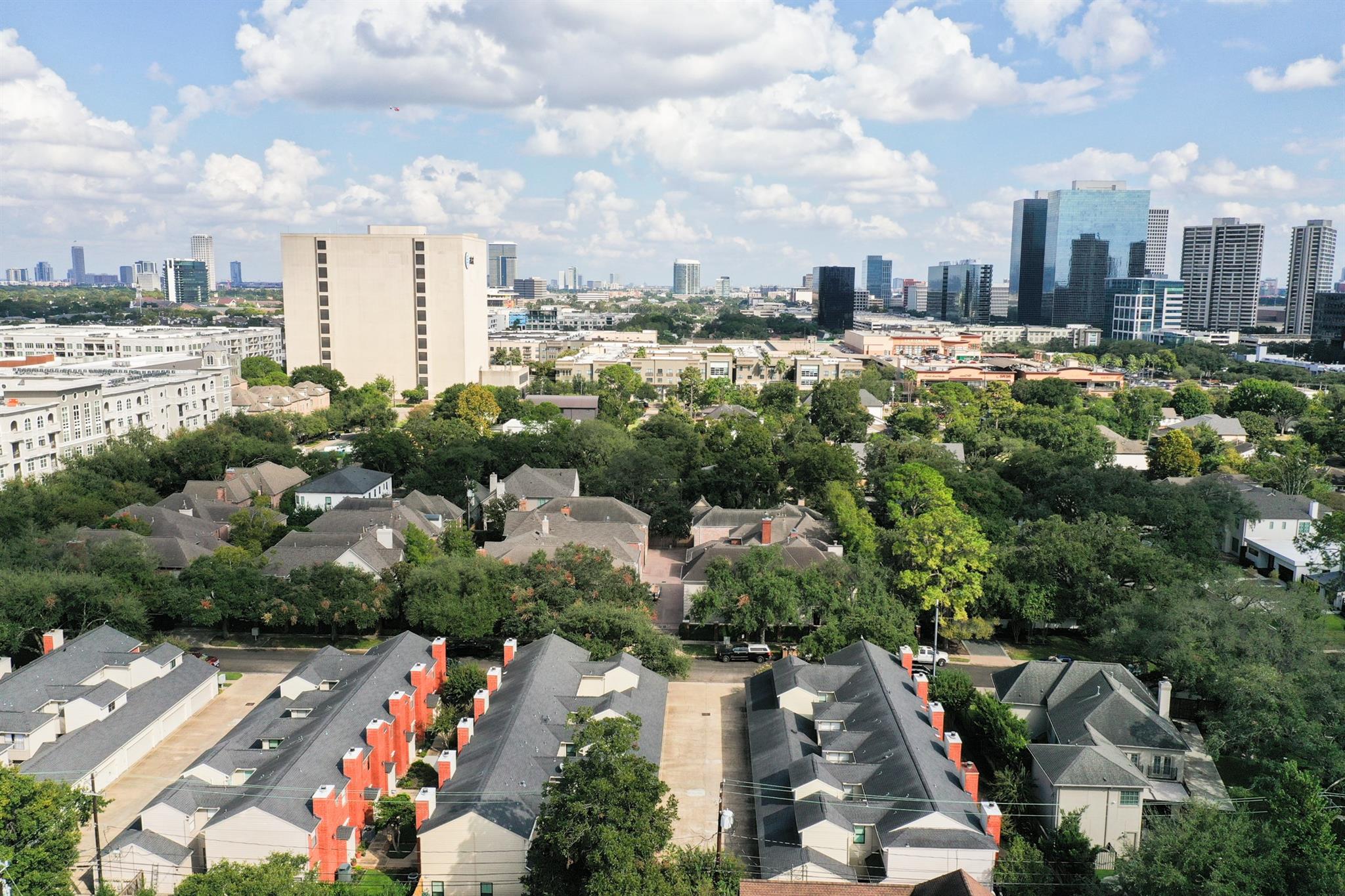 3330 Las Palmas Street # 19, Houston Unit: 19