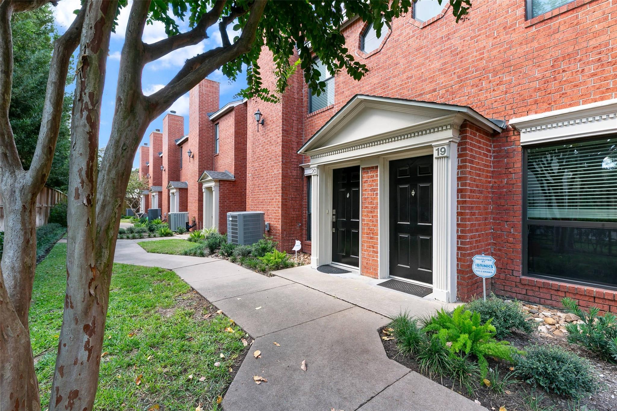 3330 Las Palmas Street # 19, Houston Unit: 19