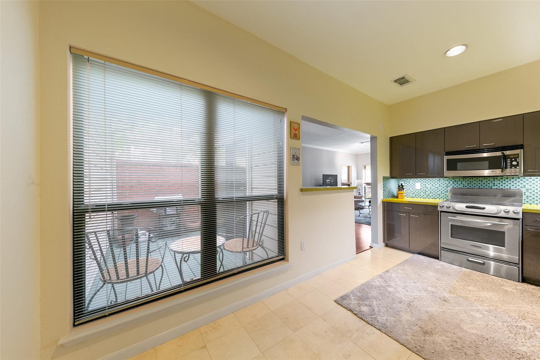 3330 Las Palmas Street # 19, Houston Unit: 19