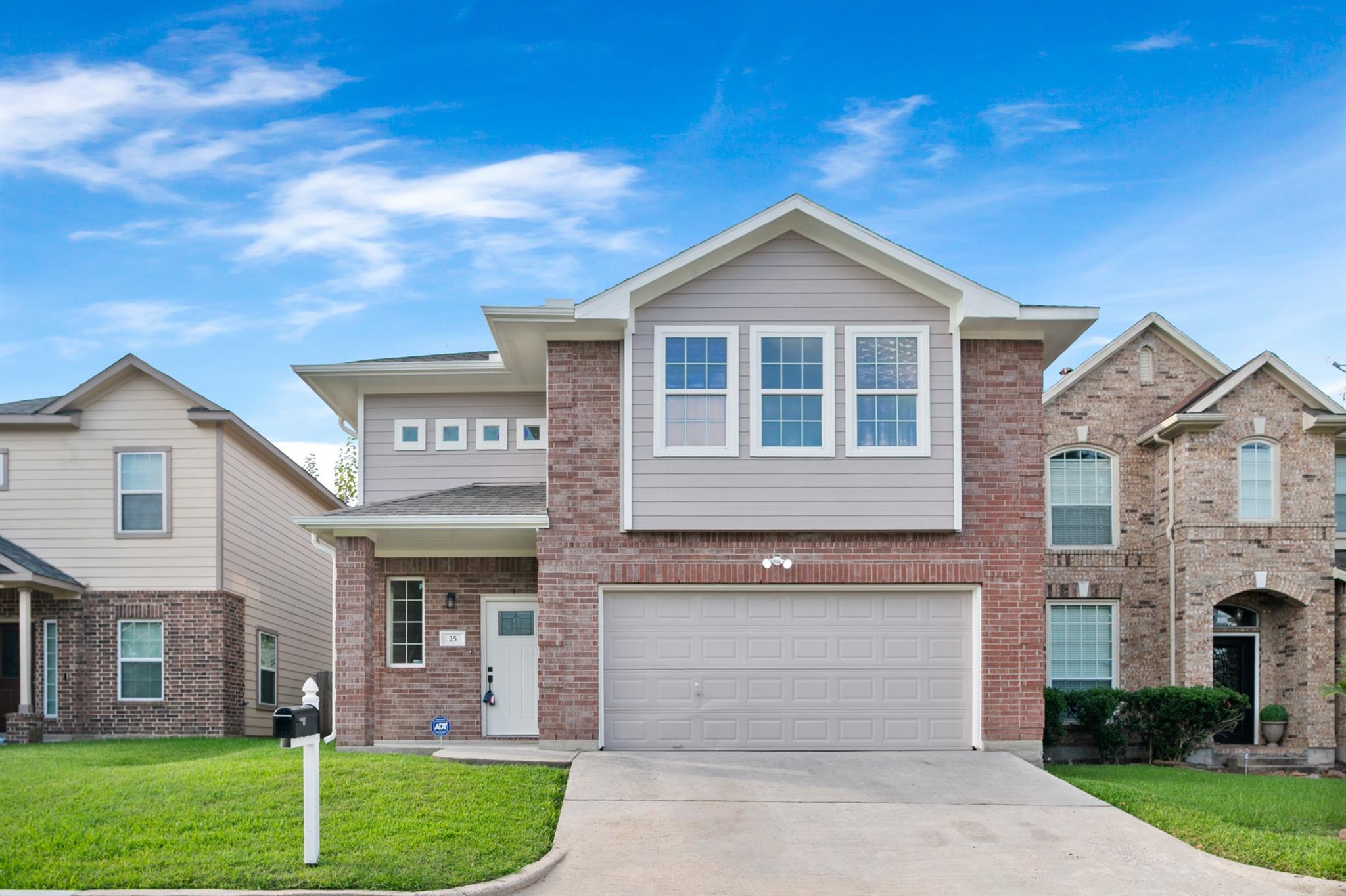 4444 Victory Drive # 25