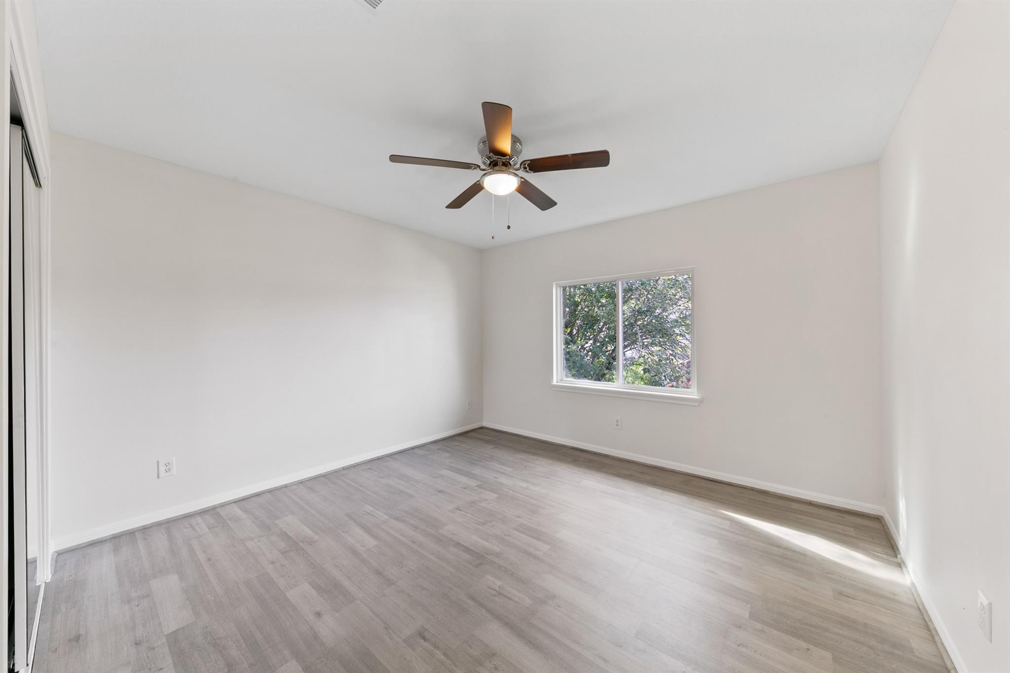 4444 Victory Drive # 25