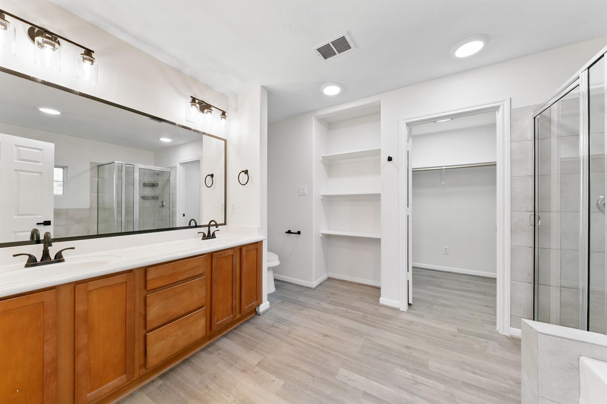 4444 Victory Drive # 25