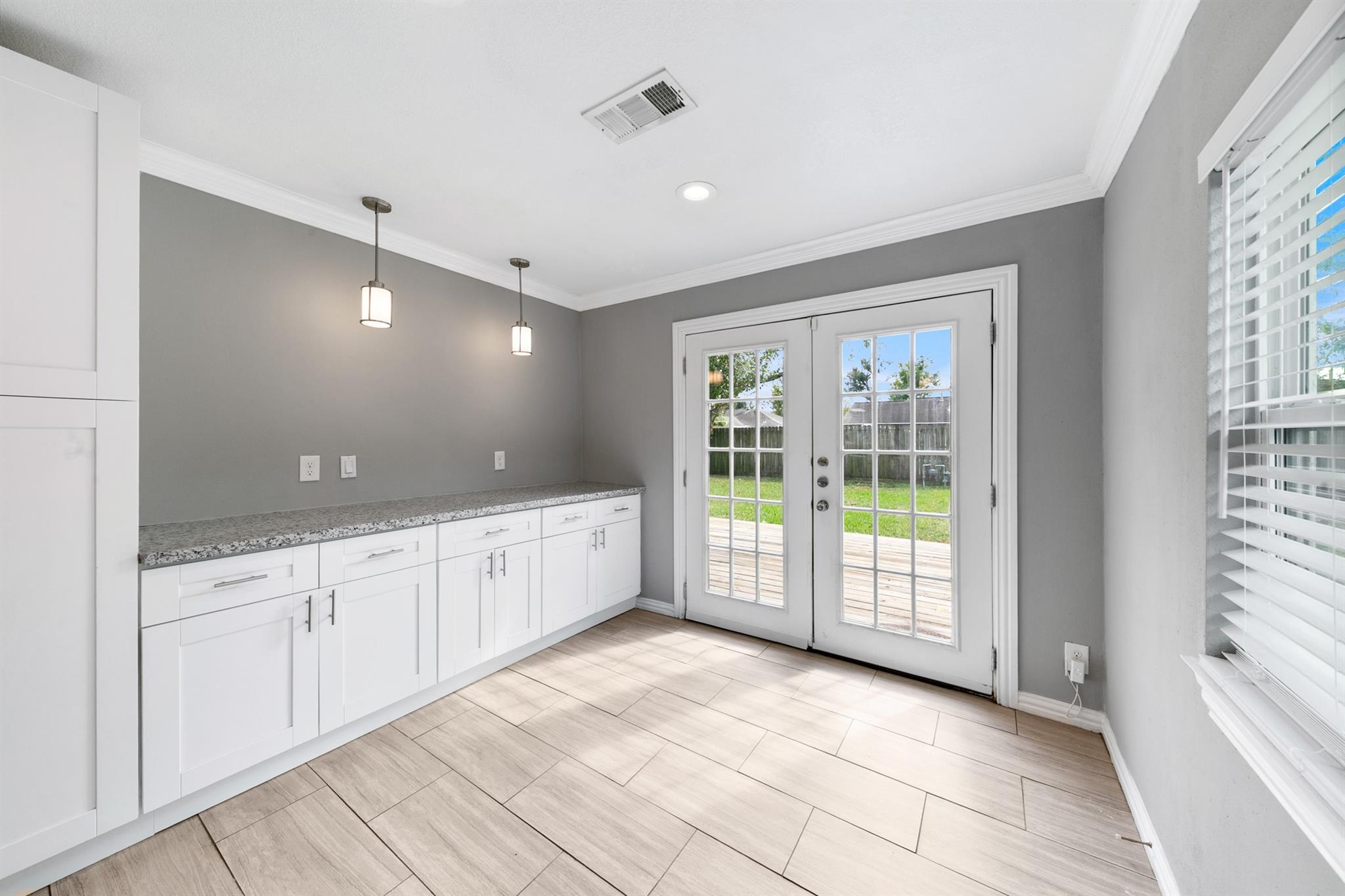 6915 Jalna Street, Houston