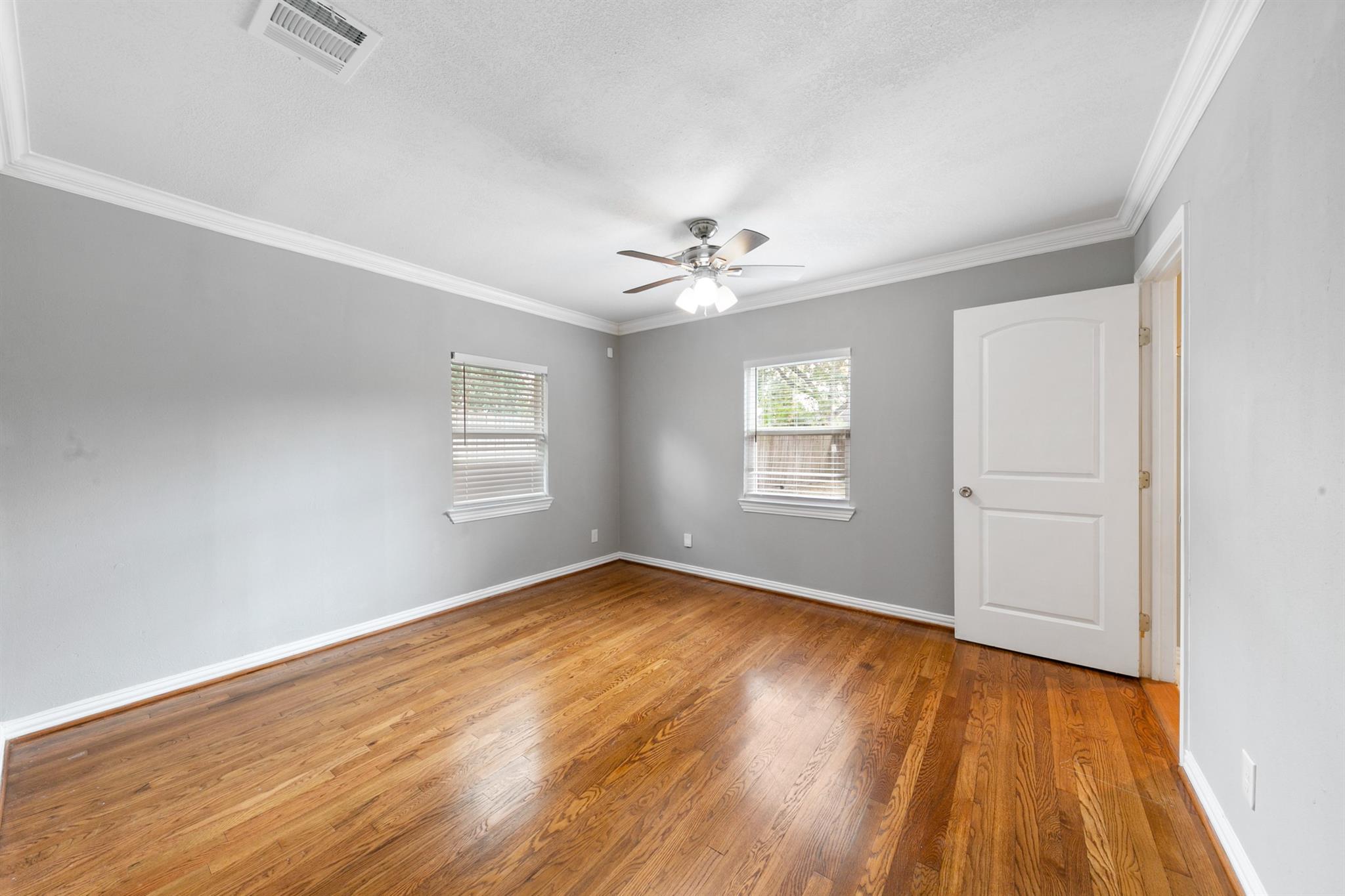 6915 Jalna Street, Houston