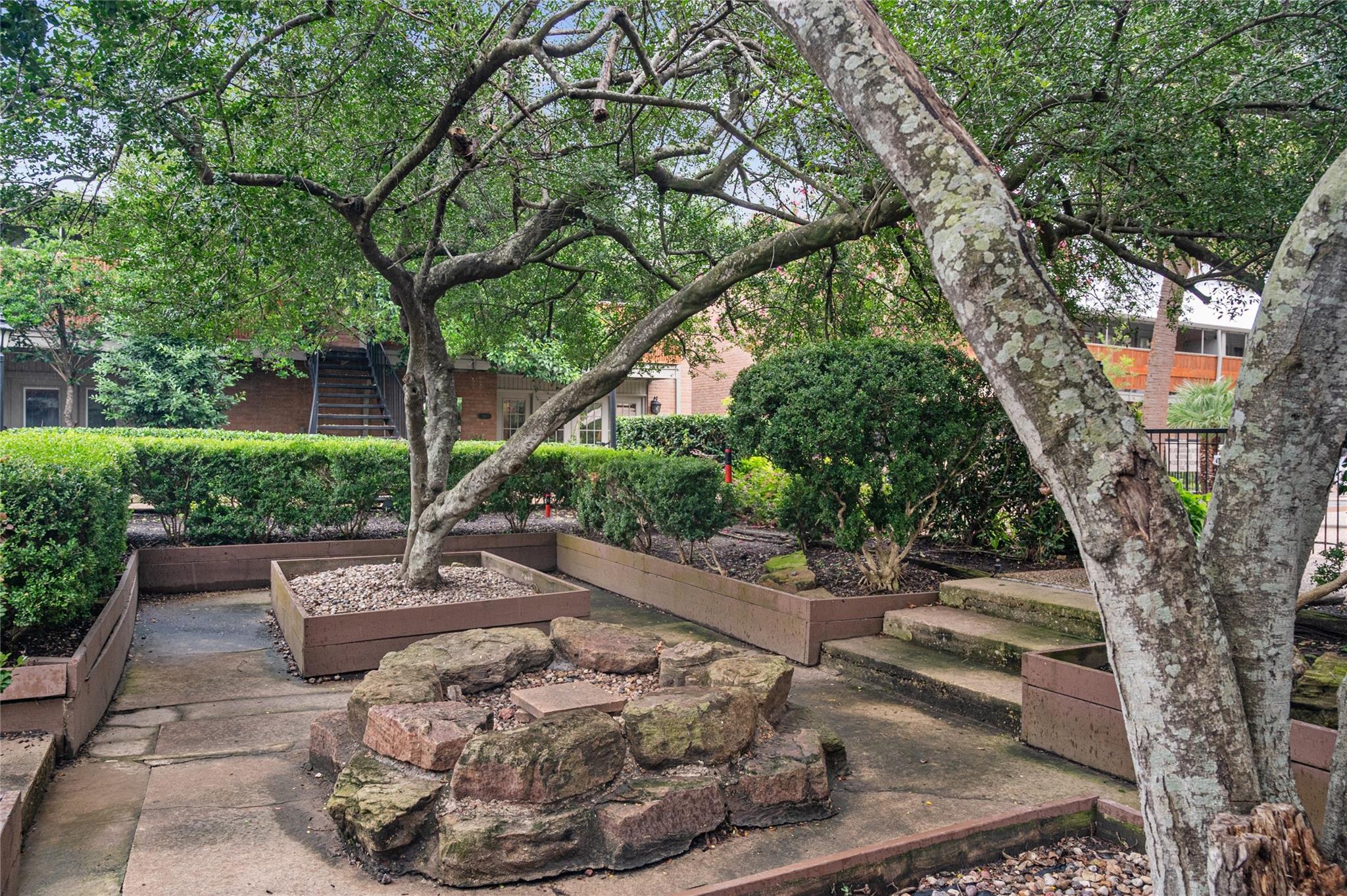 3926 W Alabama Street # 1