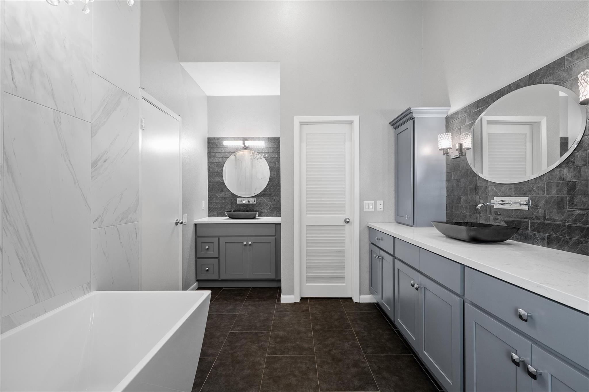 18217 Sandy Cove