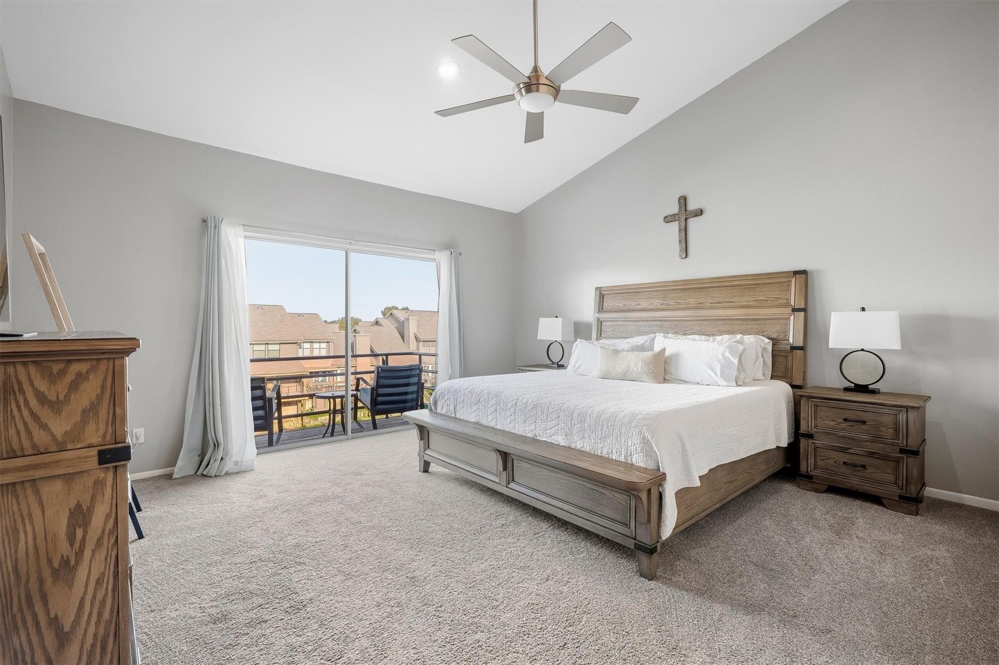 18217 Sandy Cove