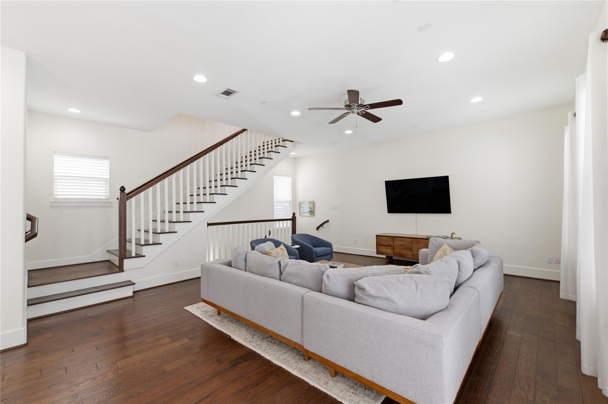 1425 W 23rd Street # B