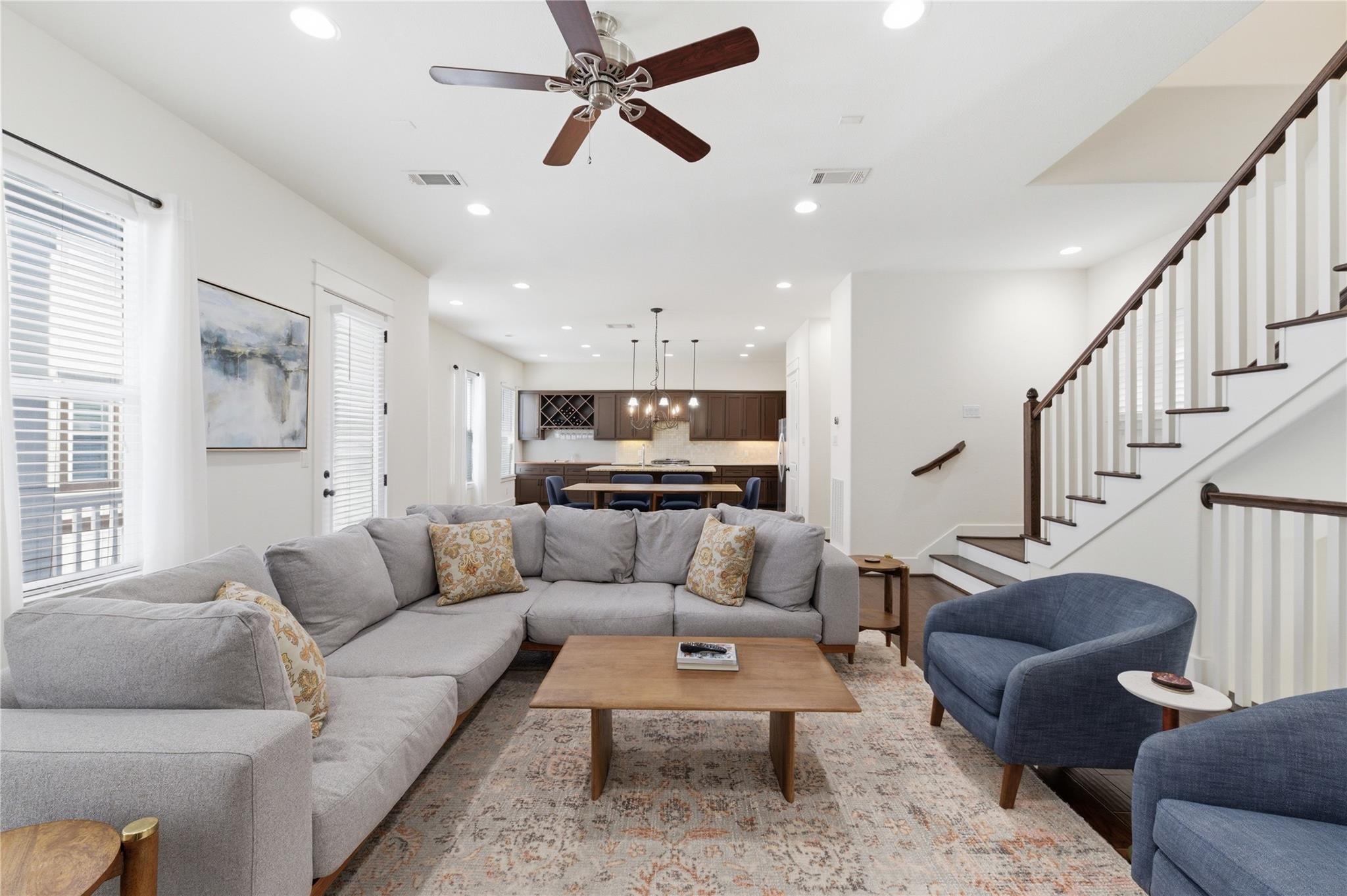 1425 W 23rd Street # B