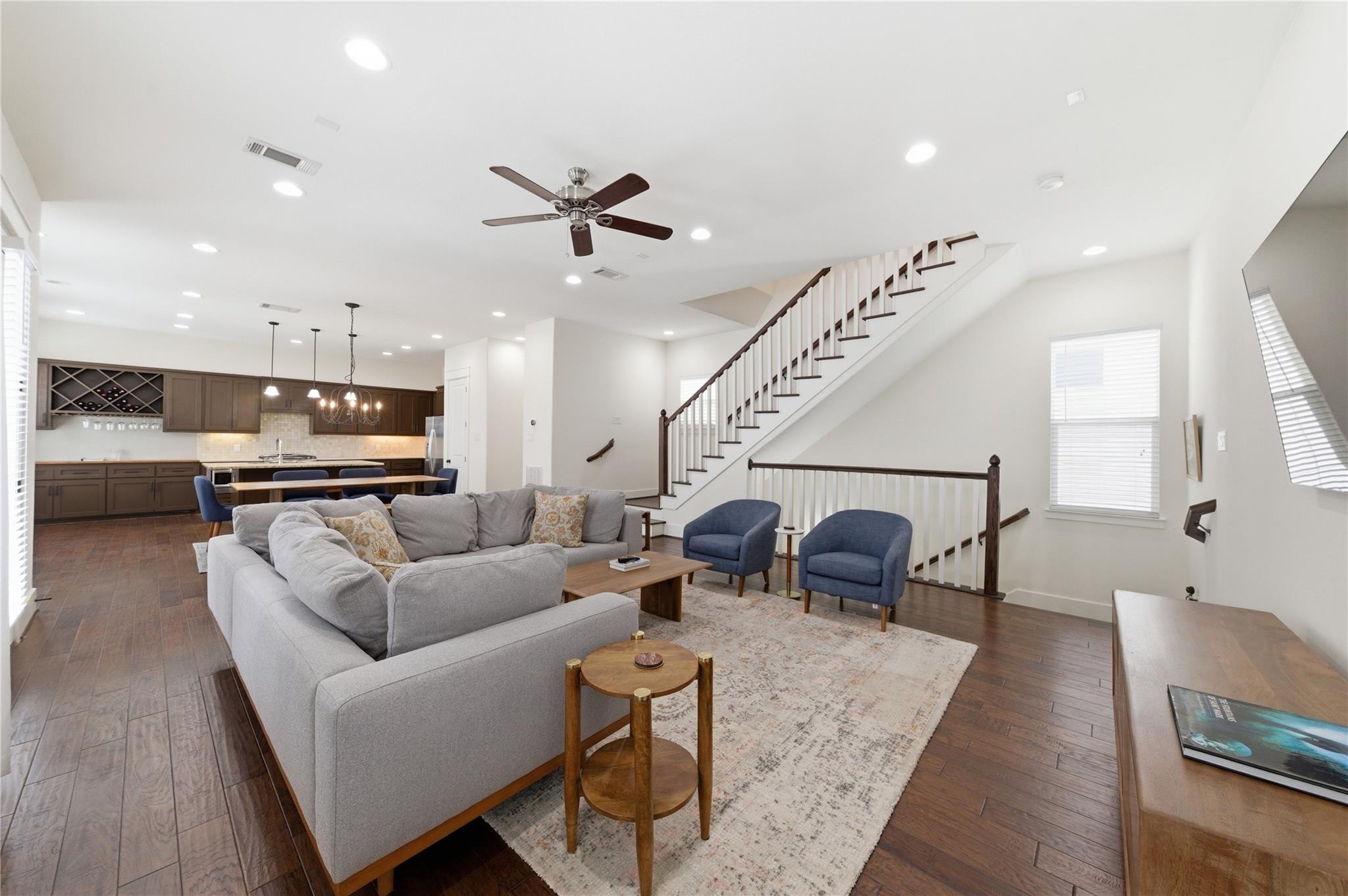 1425 W 23rd Street # B