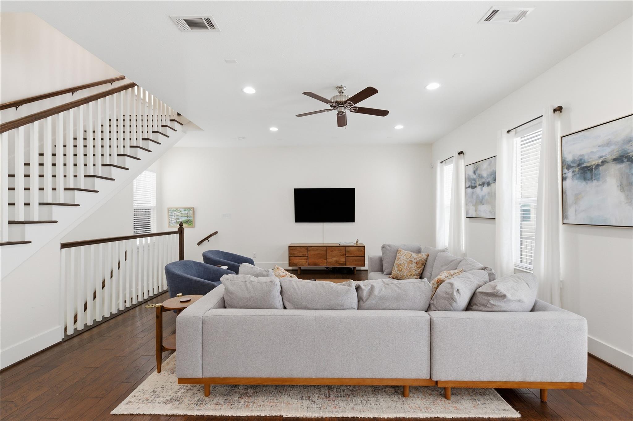 1425 W 23rd Street # B