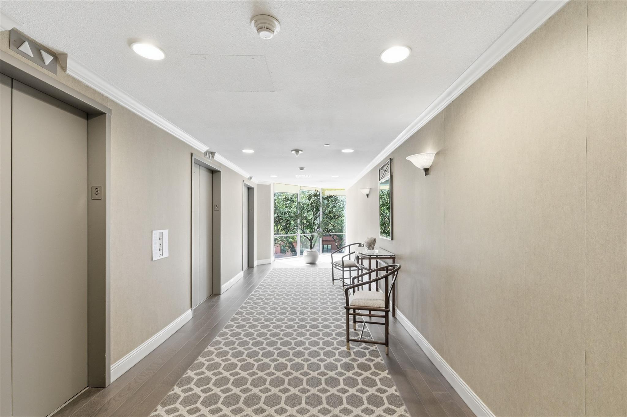 15 Greenway Plaza # 3A