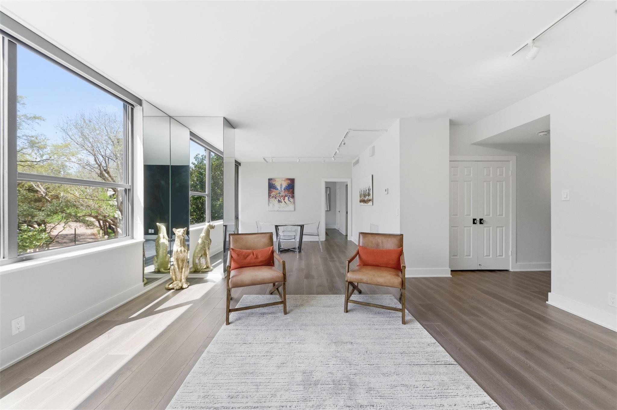 15 Greenway Plaza # 3A