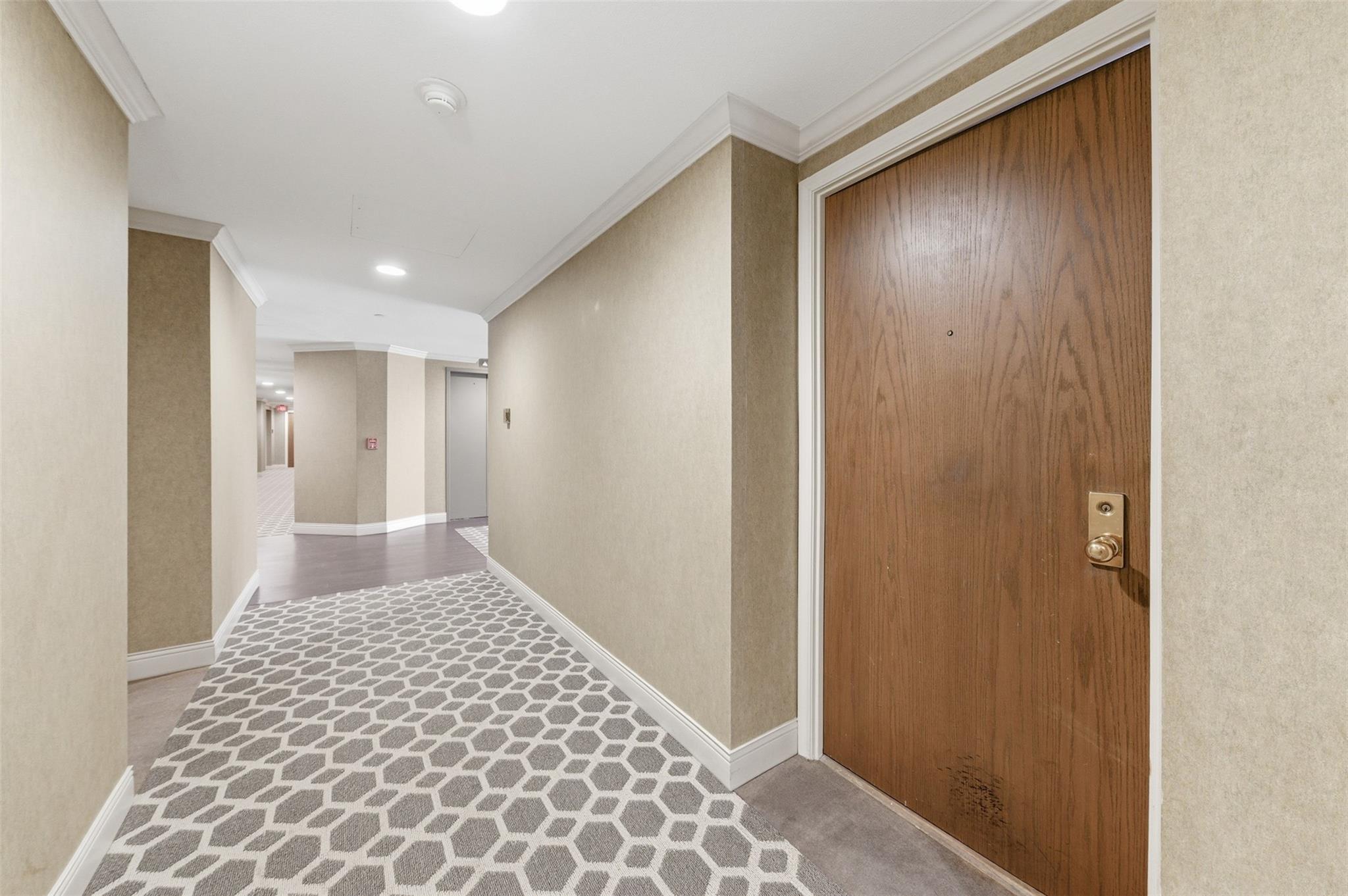 15 Greenway Plaza # 3A