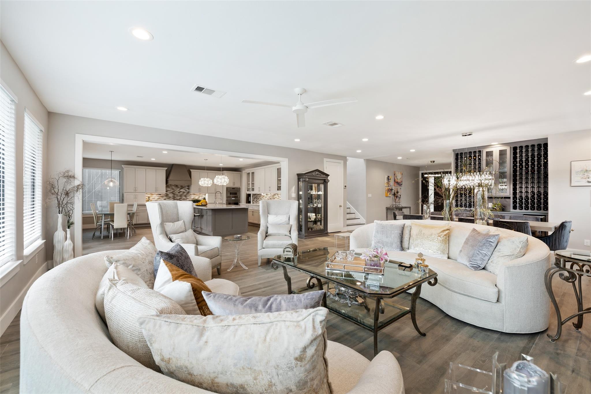 2928 Suffolk Drive