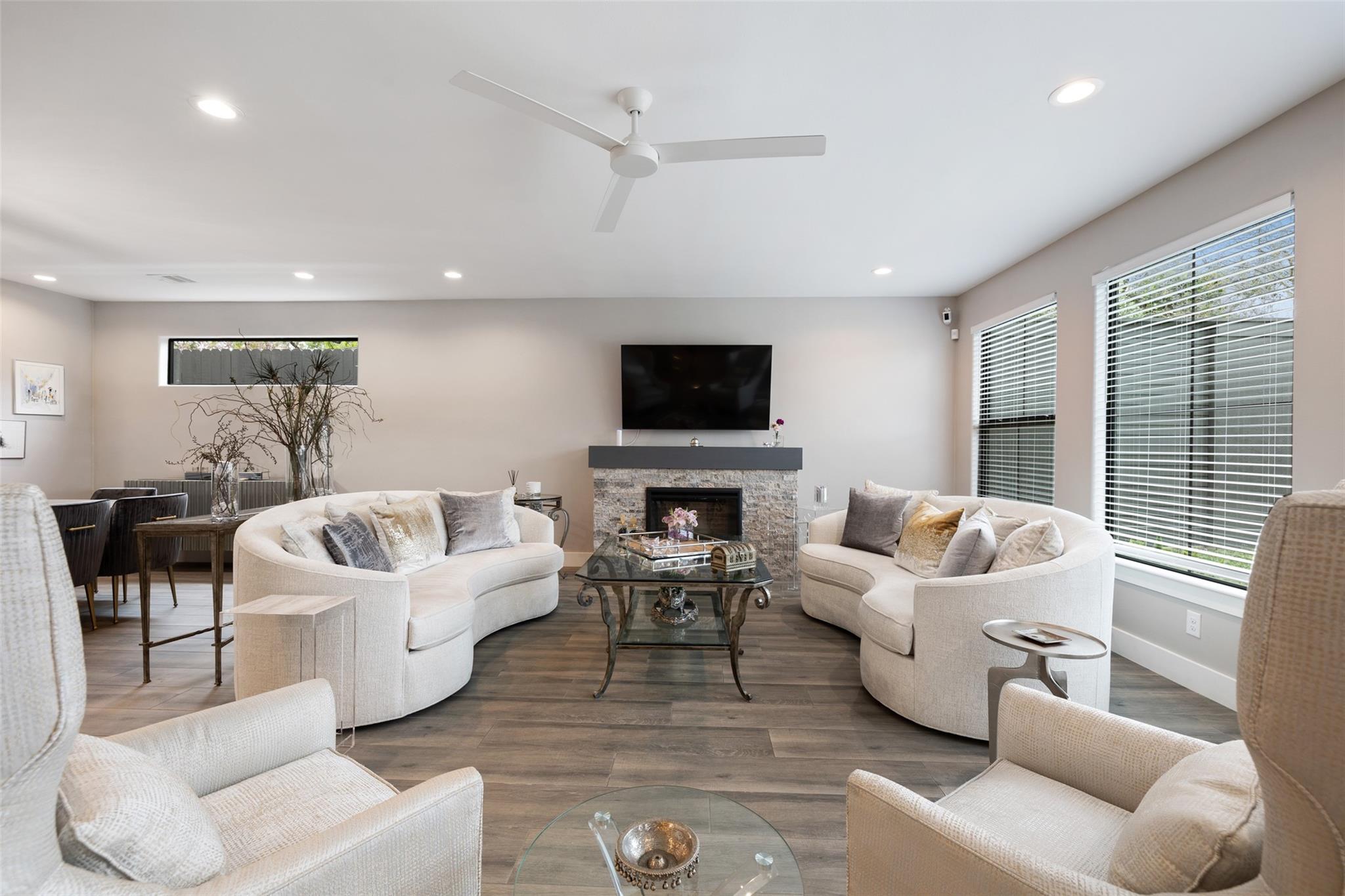 2928 Suffolk Drive