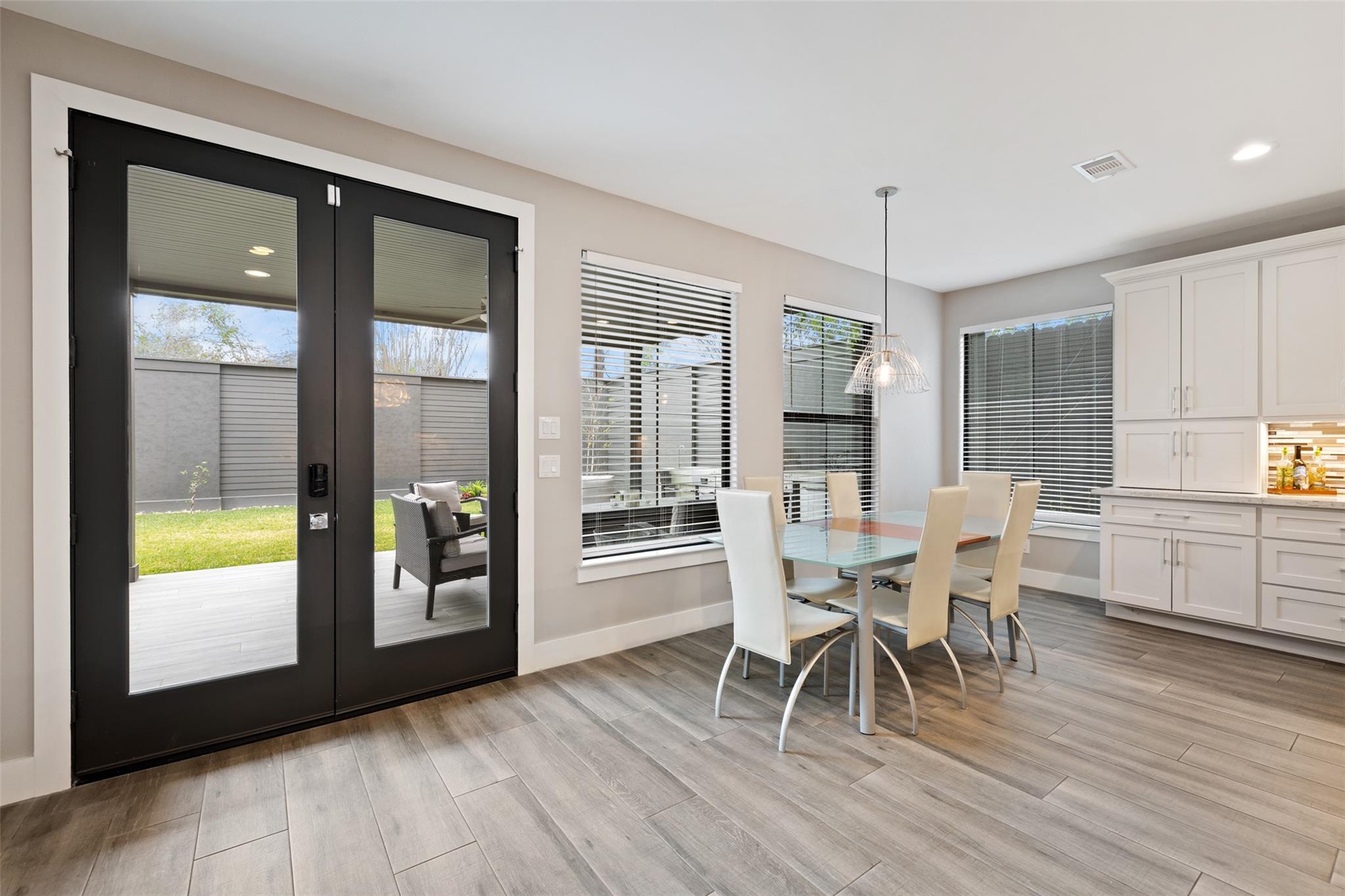 2928 Suffolk Drive