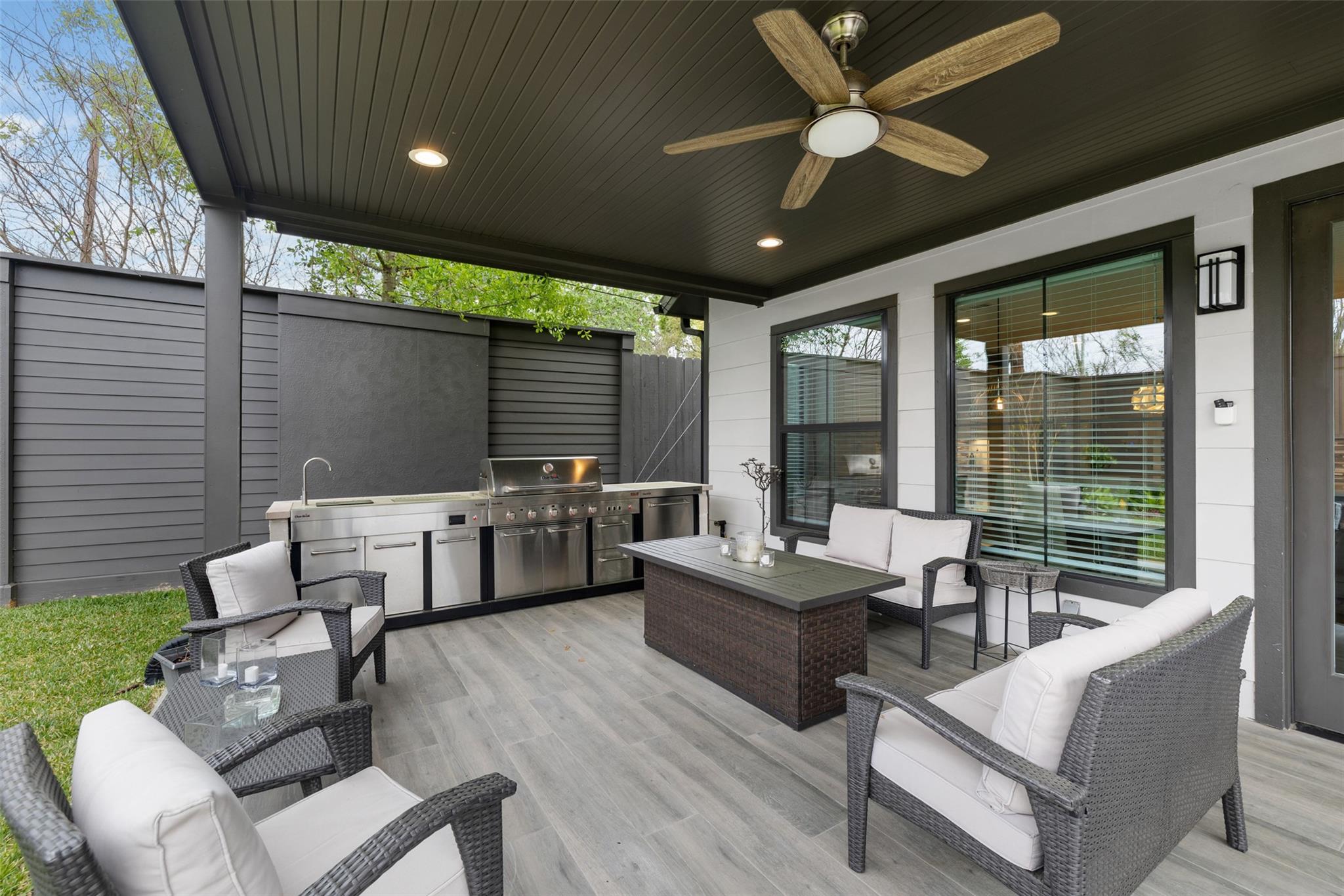 2928 Suffolk Drive